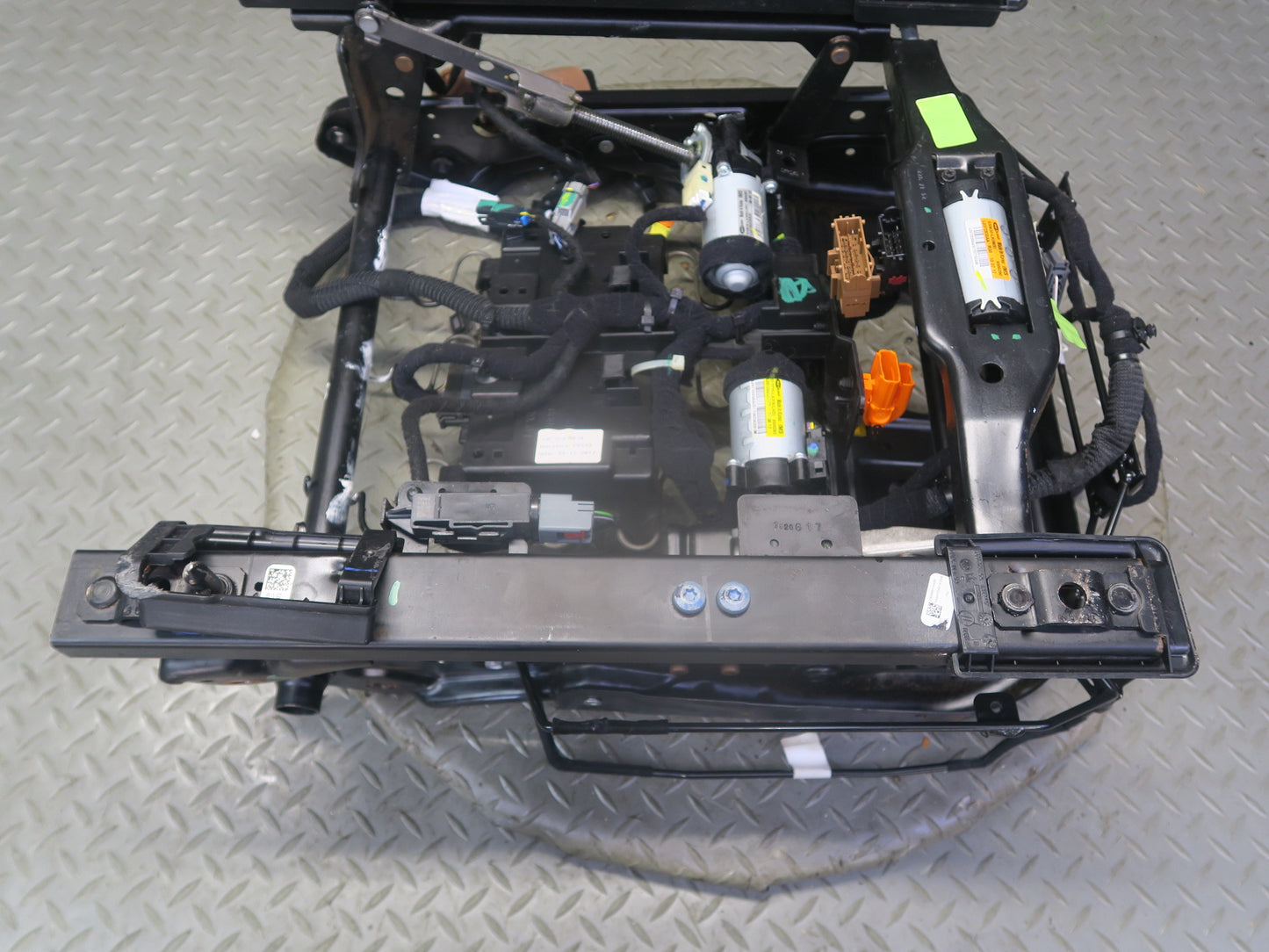 2014-2021 Maserati Quattroporte M156 Front Left Driver Side Seat Frame Rail
