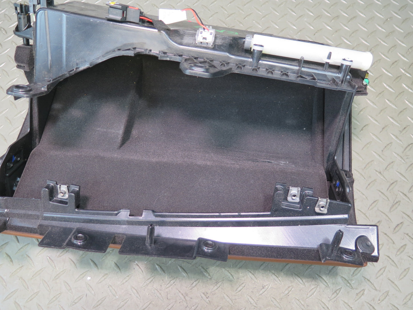 2014-2021 Maserati Quattroporte M156 Dashboard Glove Box Compartment Assembly