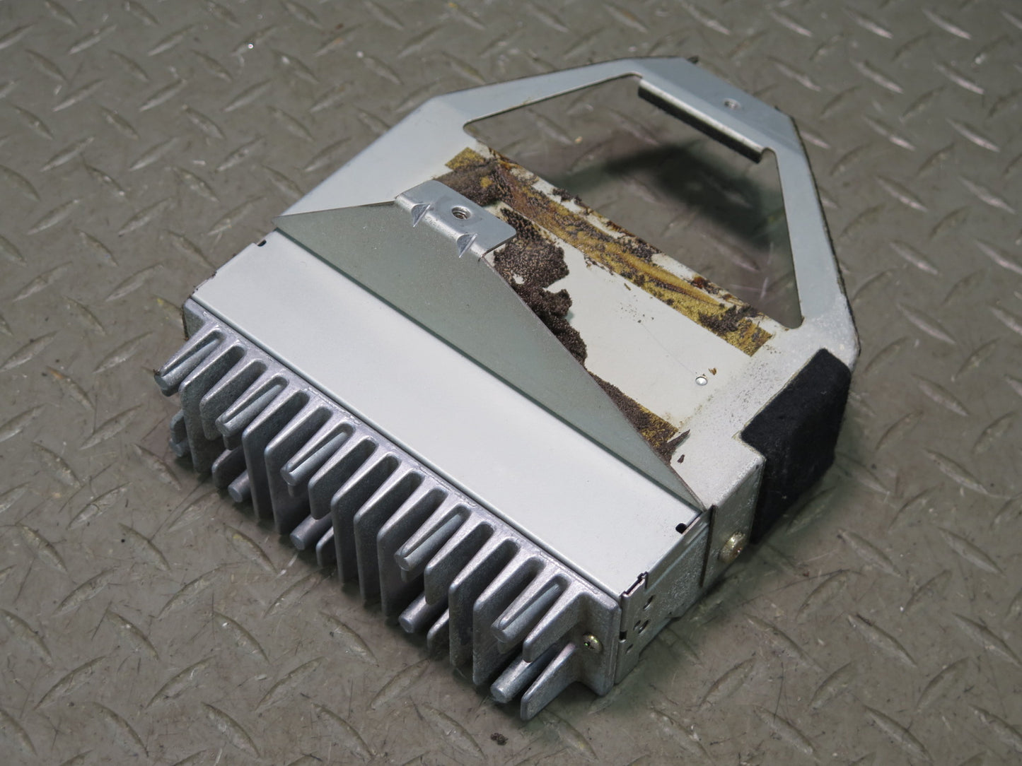 1996-1997 Lexus FZJ80L LX450 Radio Audio Amplifier AMP 86280-60101