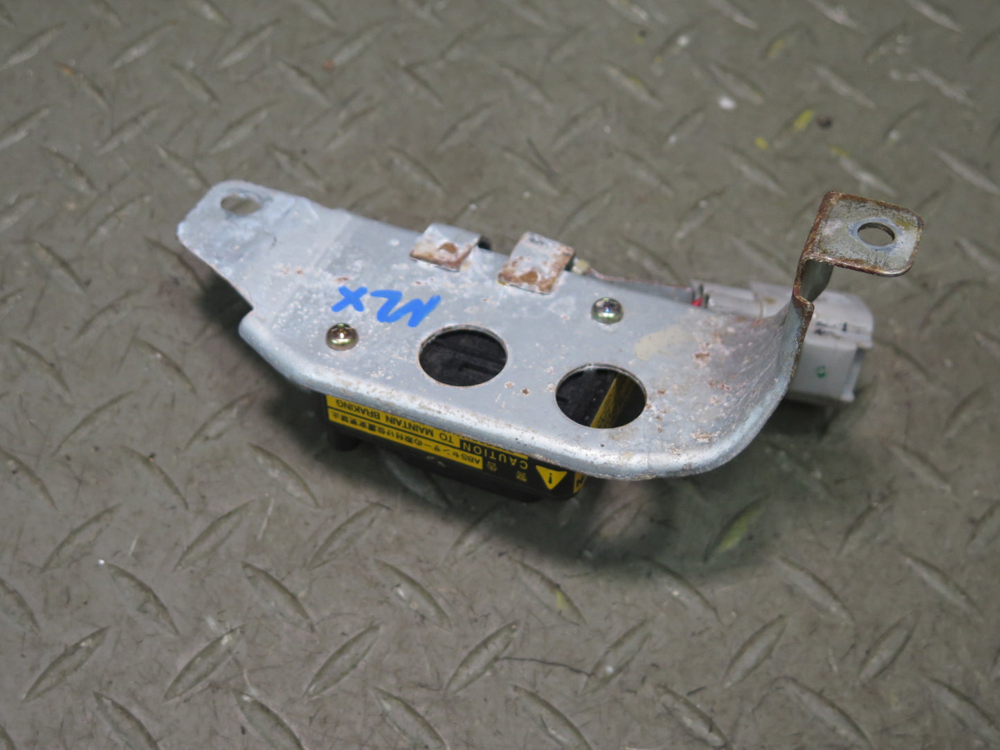1996-1997 Lexus FZJ80L LX450 Anti Lock ABS Deceleration Sensor 89441-12020