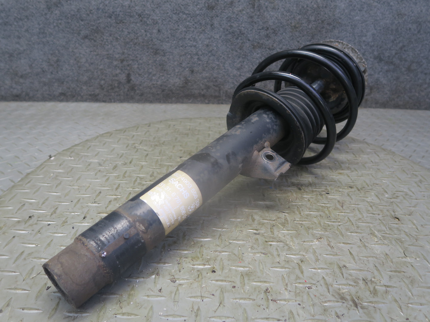 03-05 BMW E85 Z4 Set of 2 Front Left & Right Strut Shock Absorber OEM