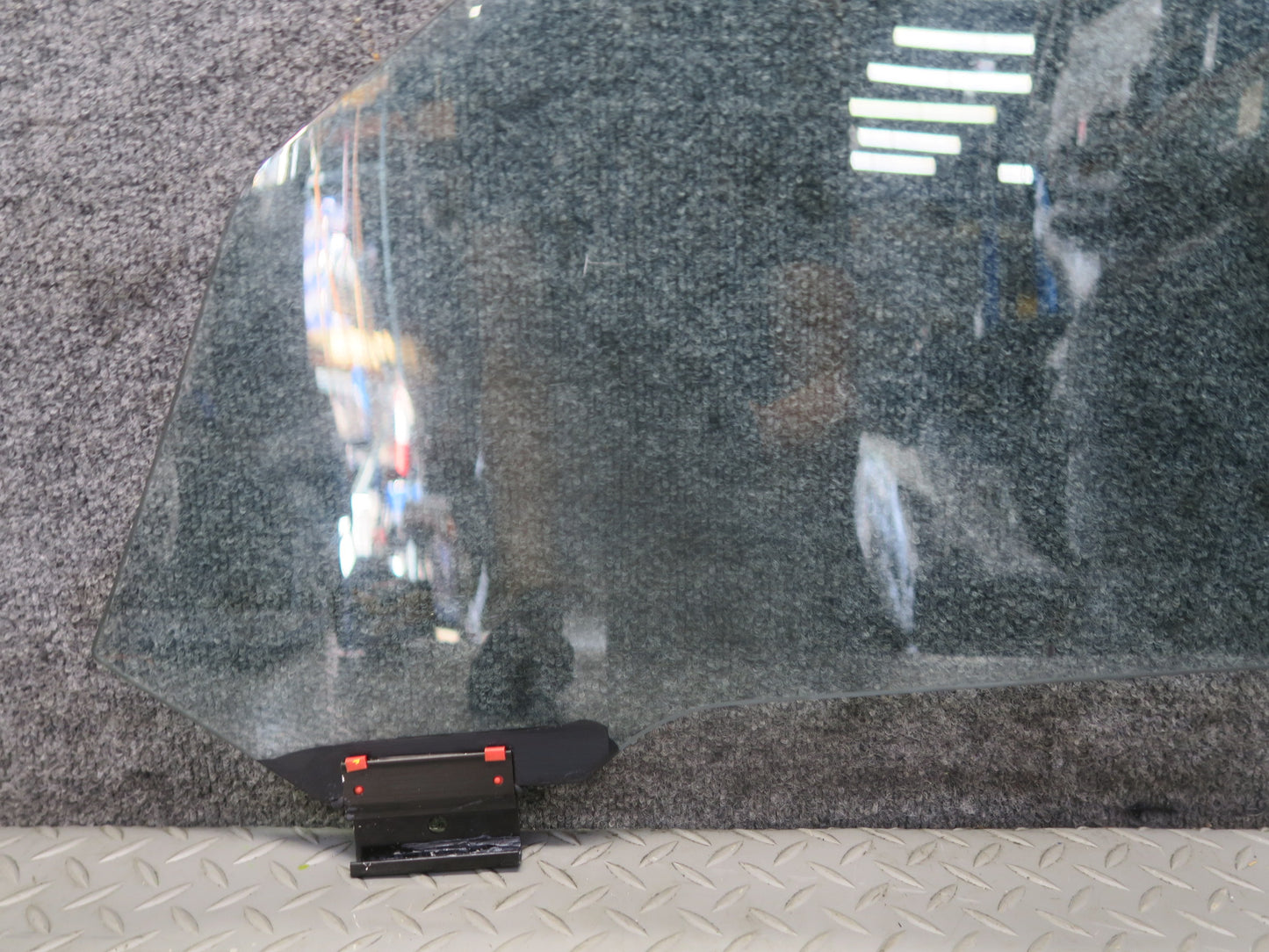 03-08 BMW E85 Z4 Front Right Passenger Door Window Glass OEM