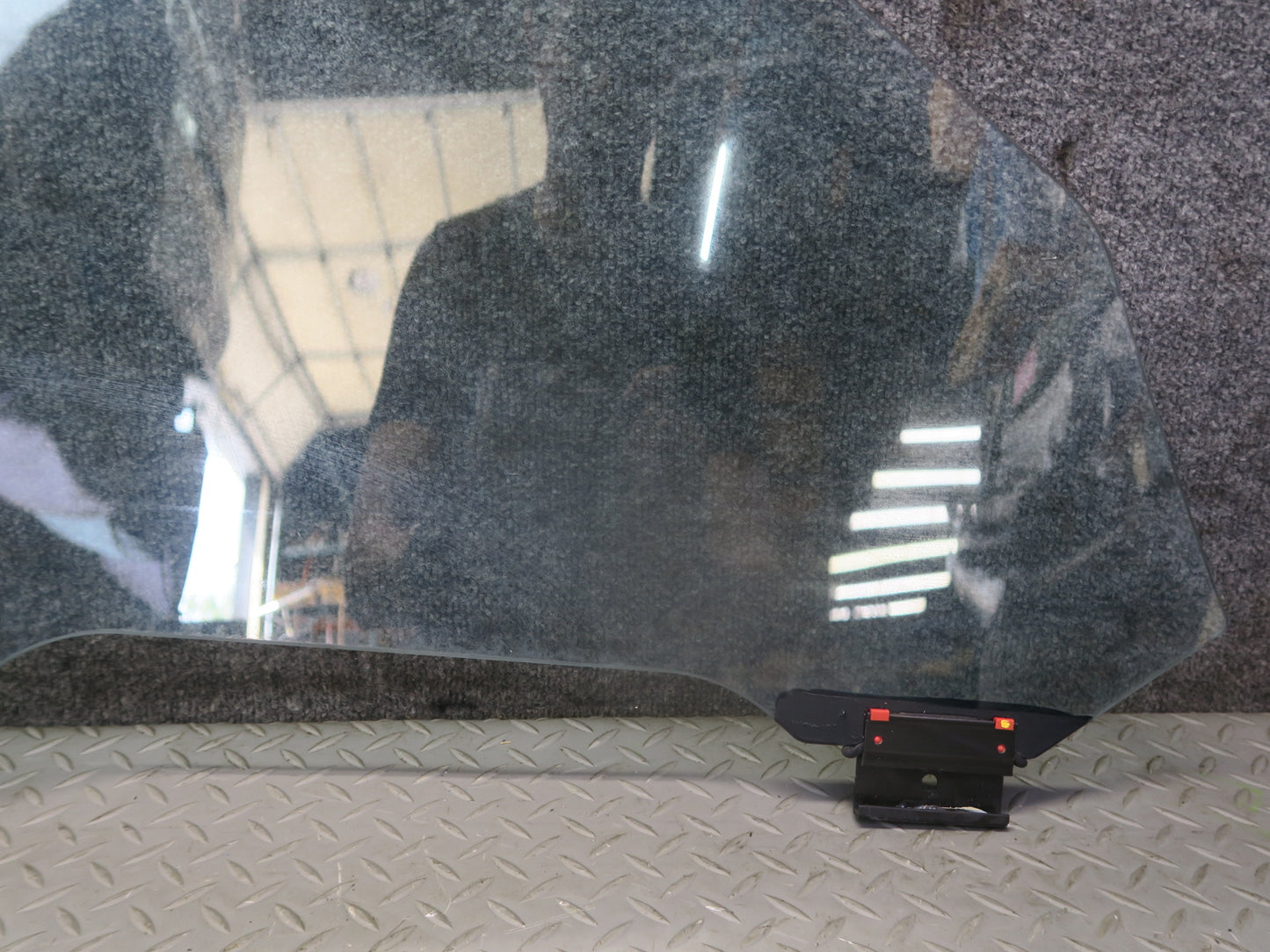 03-08 BMW E85 Z4 Front Left Driver Door Window Glass OEM