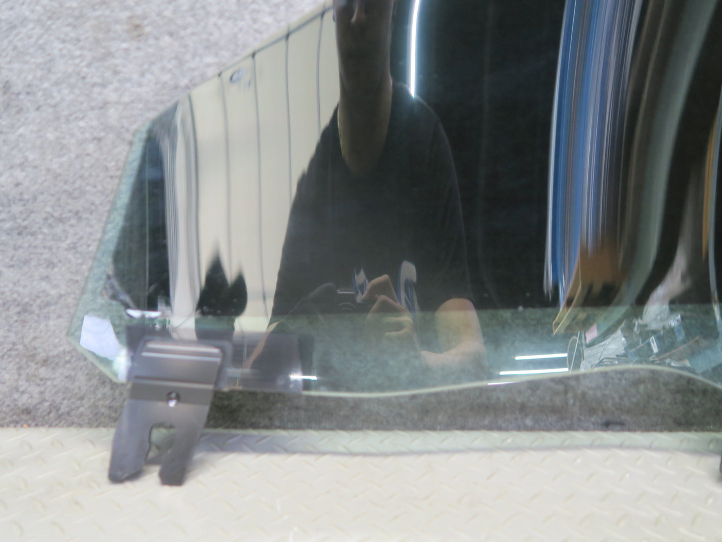 2014-2021 Maserati Quattroporte M156 Front Right Pass Side Door Glass Window