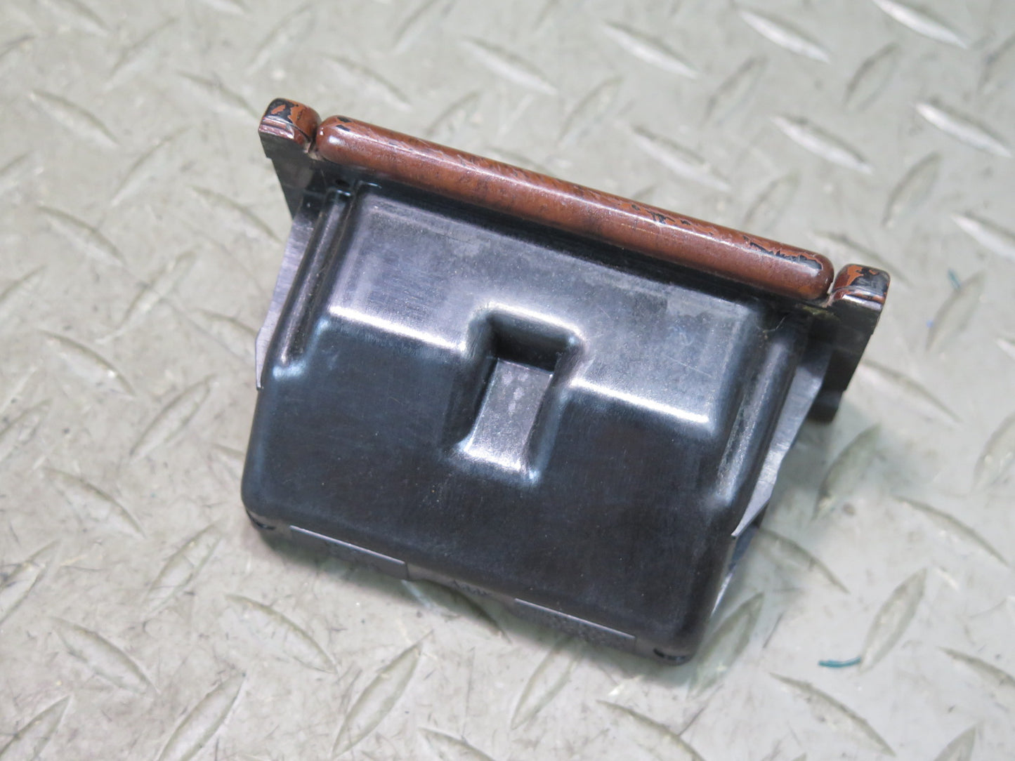 1996-1997 Lexus FZJ80L LX450 Rear Right Door Window Switch w Ash Tray