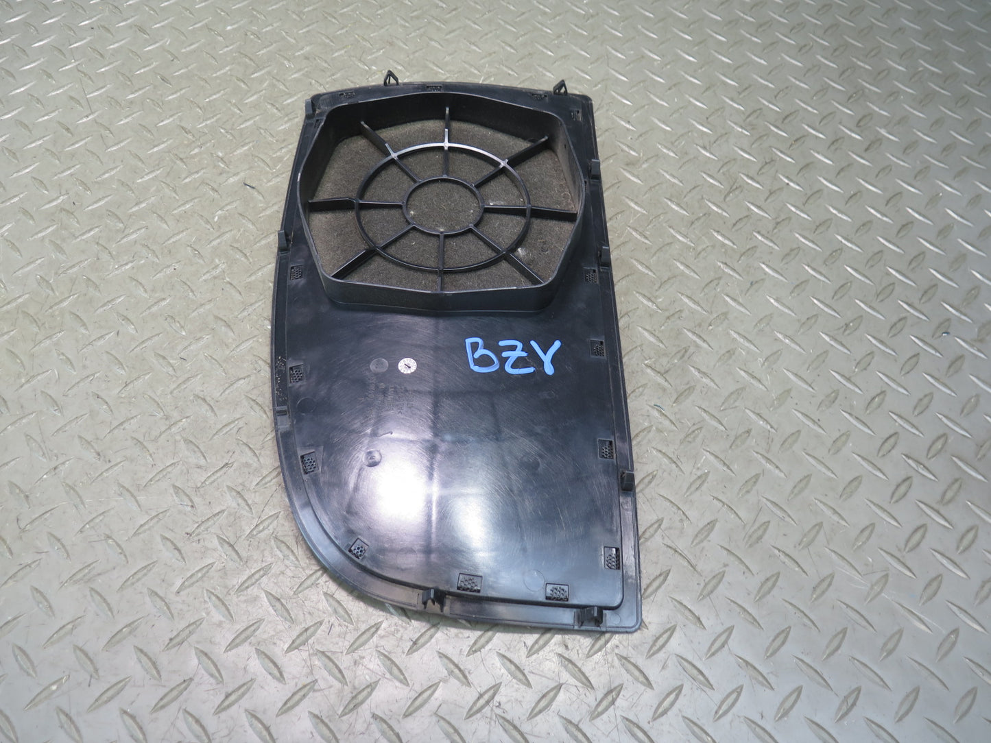 03-08 BMW E85 Z4 Rear Left Lateral Panel Speaker Cover Black OEM