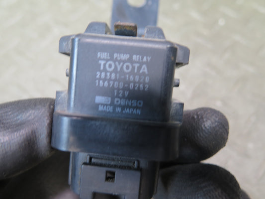 1996-1997 Lexus FZJ80L LX450 Fuel Pump Relay Module 28381-16020