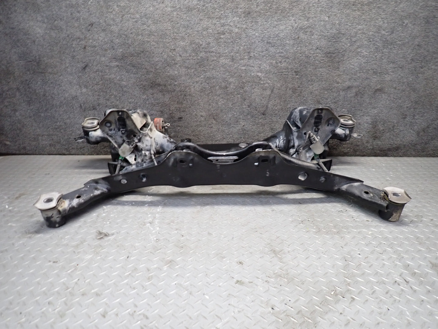 08-15 Audi TT S 8J Quattro Rear Subframe Crossmember Cradle 116K Miles OEM