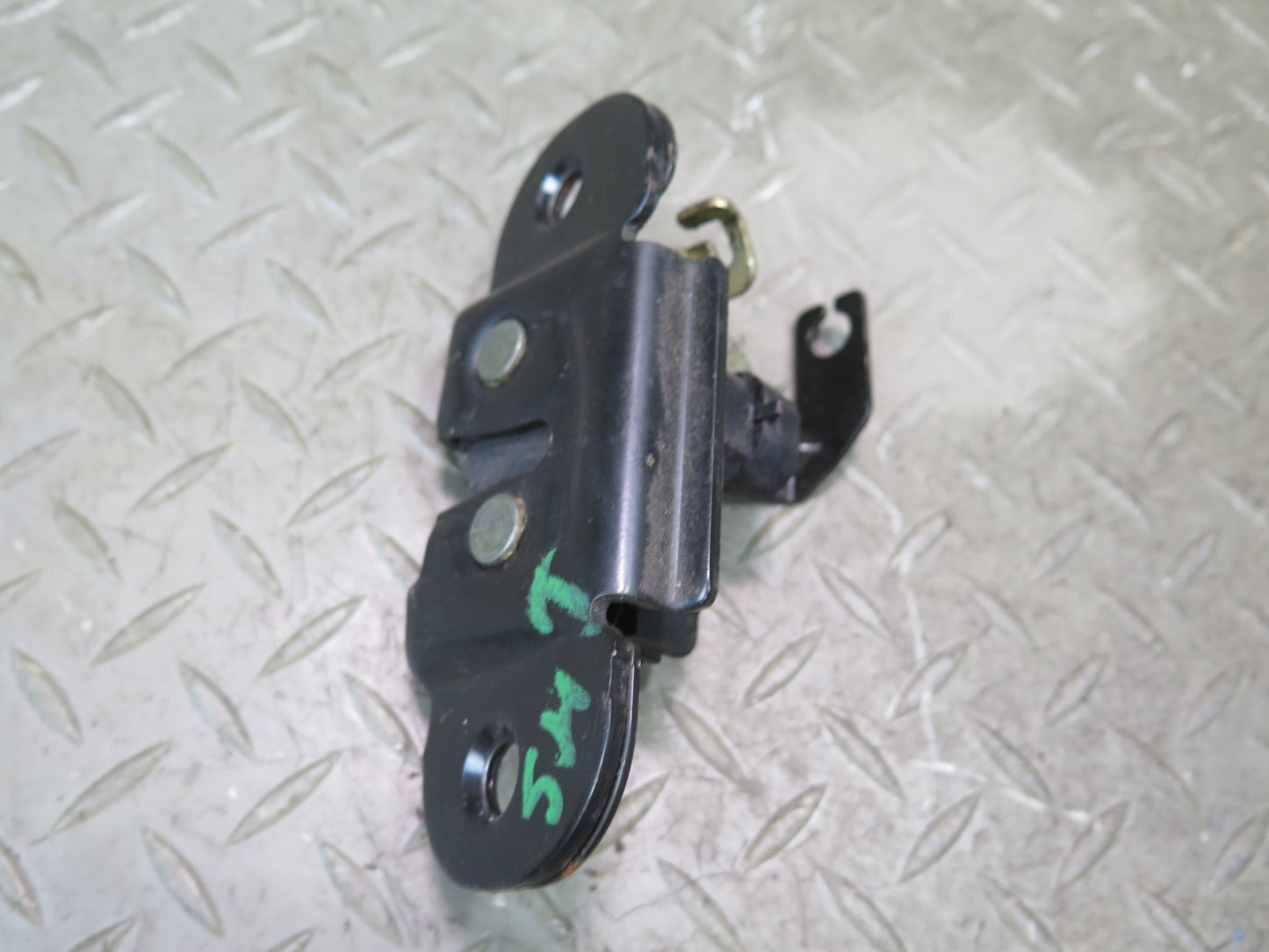 2003-2009 Hummer H2 Rear Trunk Lid Tailgate Liftgate Trunk Lock Latch Set of 2