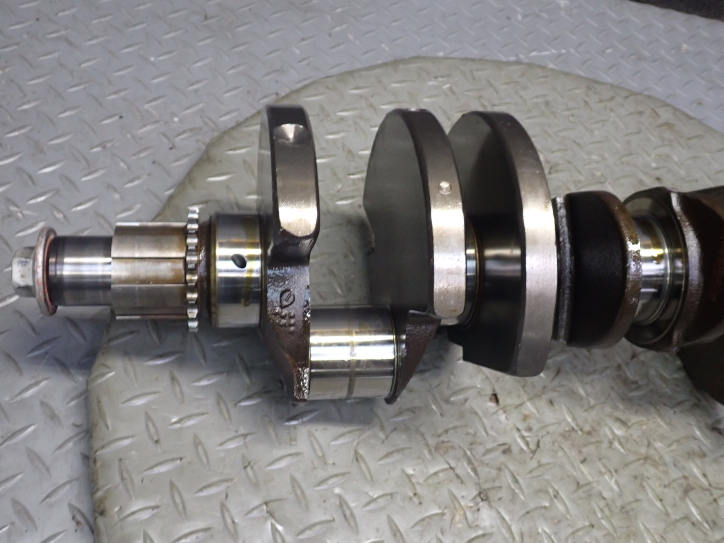 03-04 Chevrolet SSR V8 5.3L LM4 Engine Motor Crankshaft 51K Miles OEM