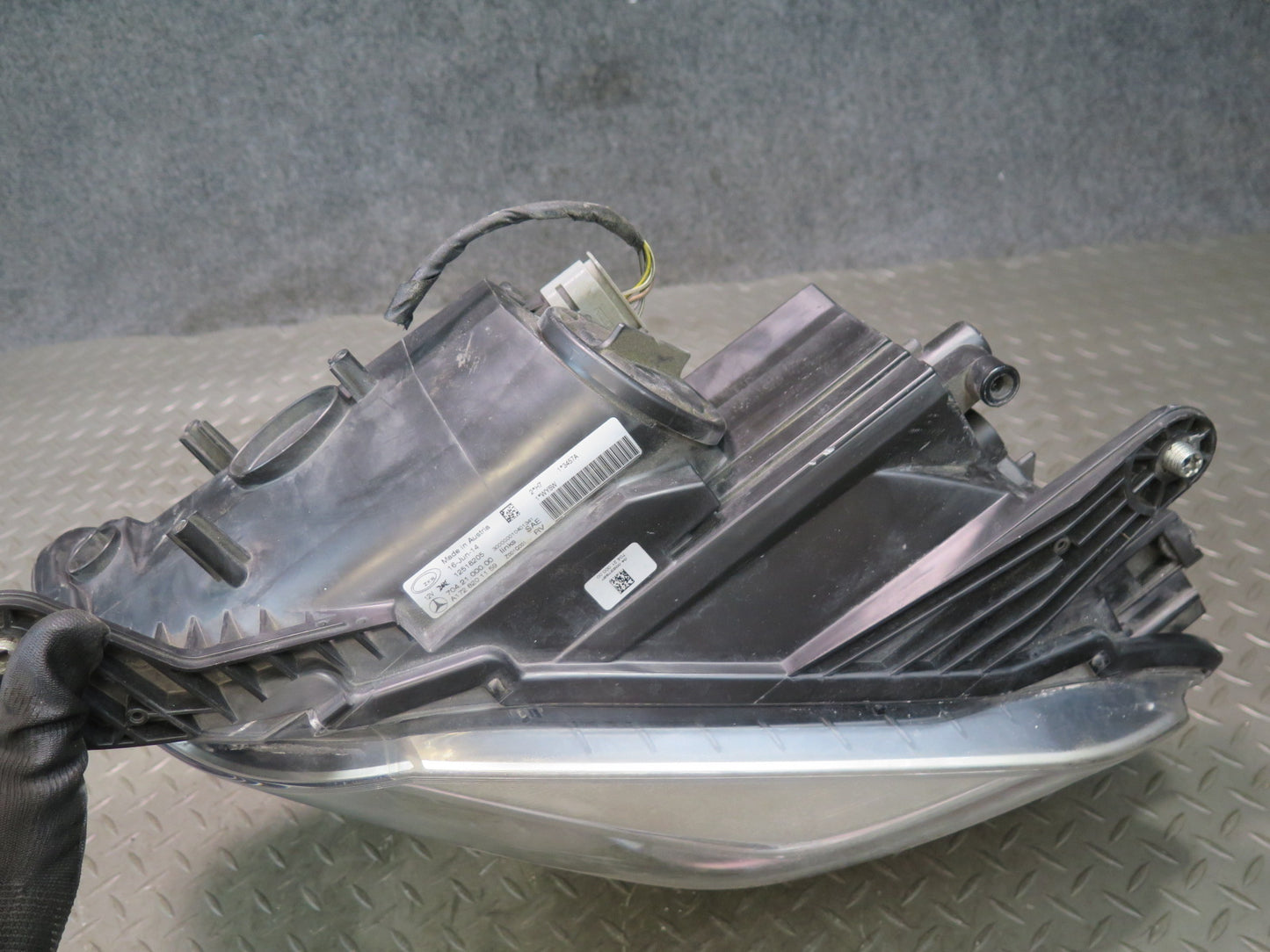 2012-2016 Mercedes R172 SLK Front Left Driver Side Halogen Headlight Lamp