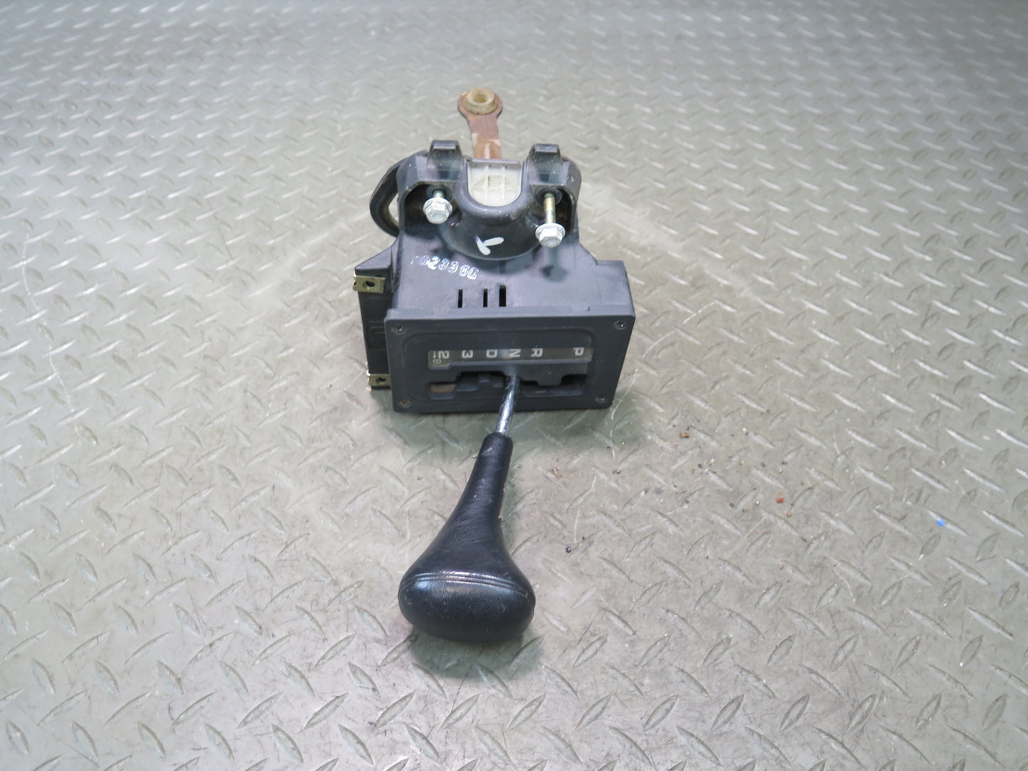 86-89 Mercedes R107 560SL A/T Automatic Transmission Shifter Selector OEM