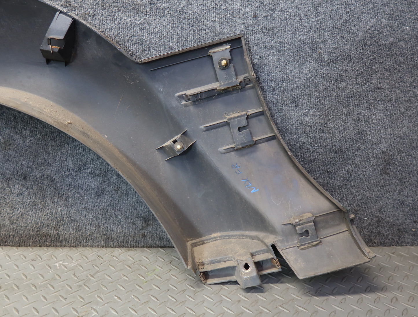 96-97 Lexus FZJ80L LX450 Front Right Fender Wheel Arch Molding Panel Defected