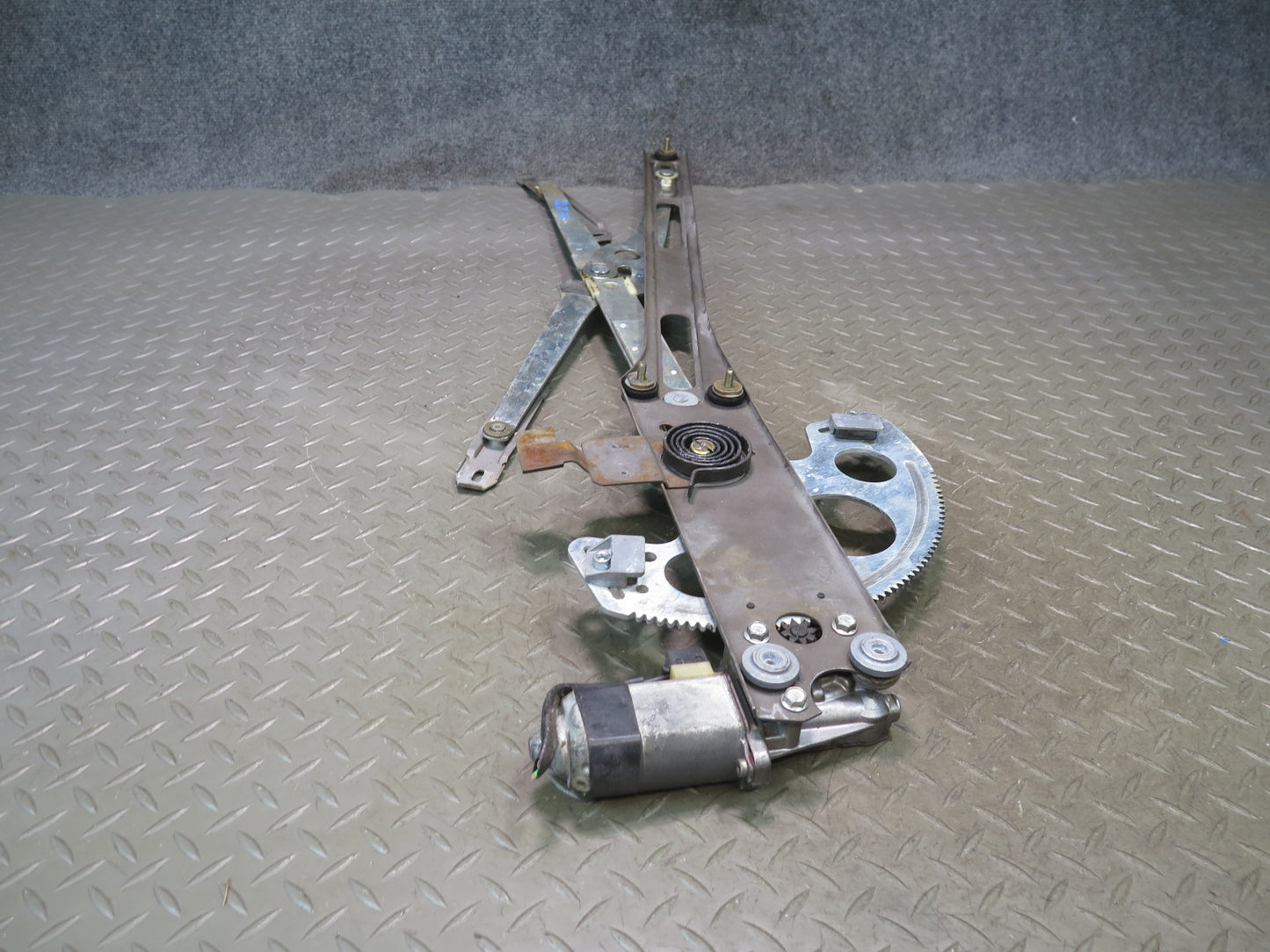 86-89 Mercedes R107 560SL Front Left Driver Door Window Regulator w Motor OEM