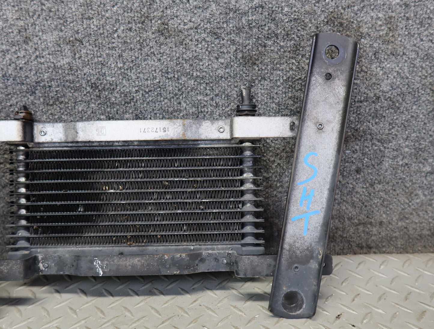 2003-2007 Hummer H2 Automatic Transmission Oil Cooler Heat Exchanger 15172371