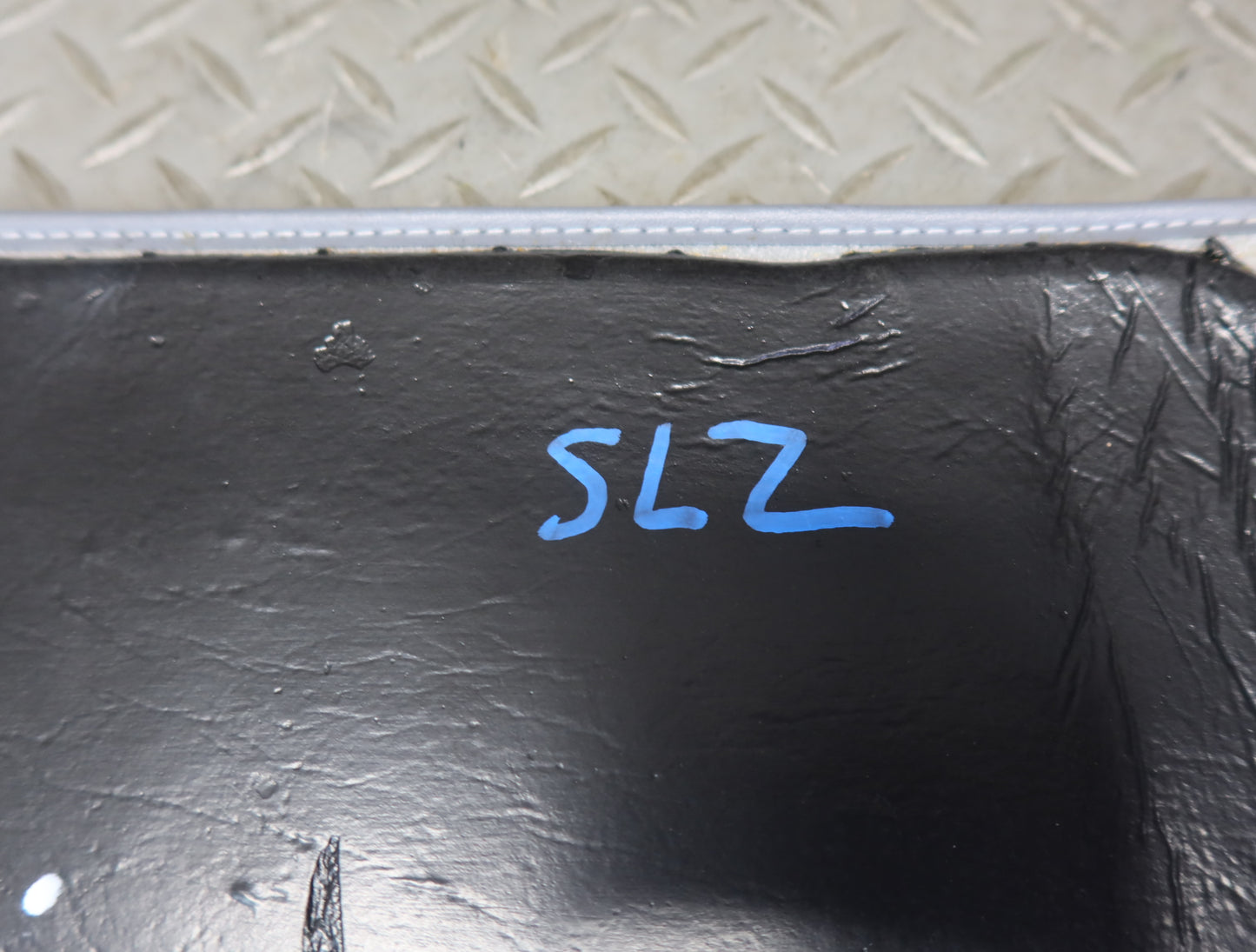 86-89 Mercedes R107 Sl-class Set of 2 Front Left & Right Carpet Floor MAT OEM