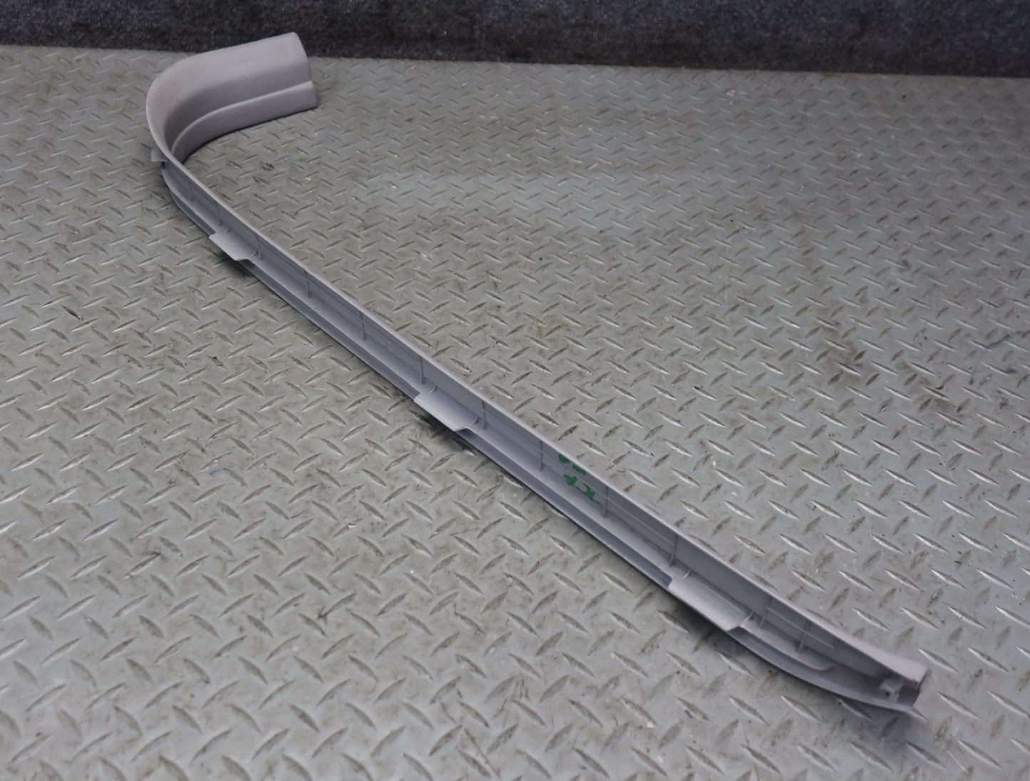 99-01 Toyota Crown JZS175 Front Door Scuff Sill Plate Trim Set Gray OEM