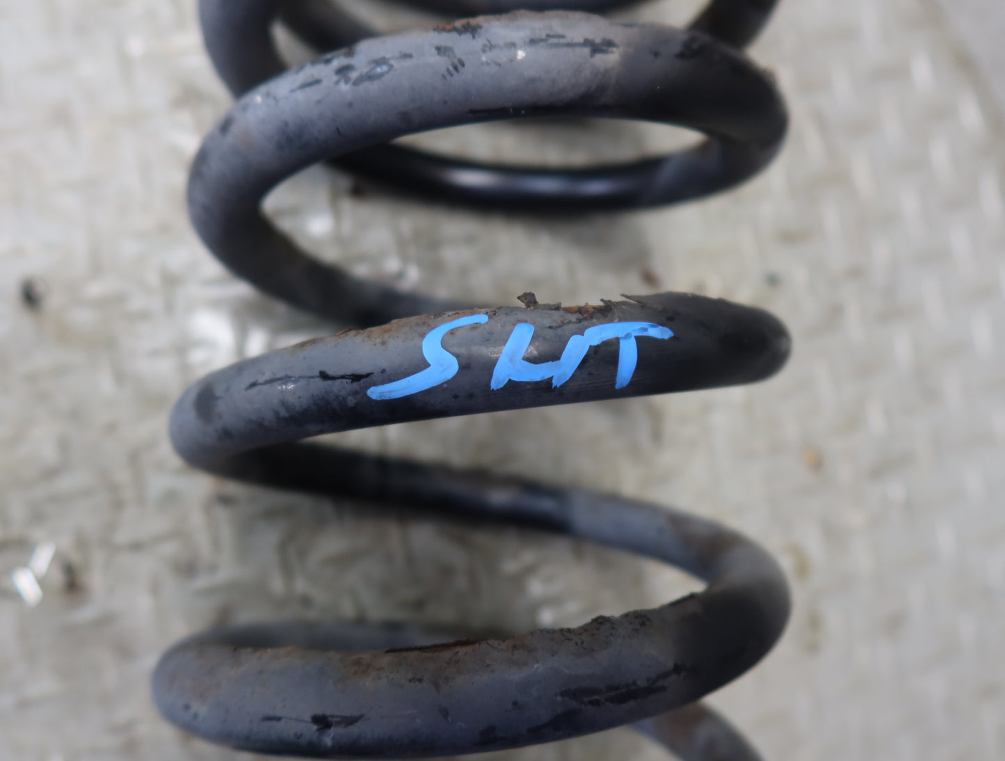 2003-2009 Hummer H2 AWD Rear Suspension Left & Right Coil Spring Set of 2