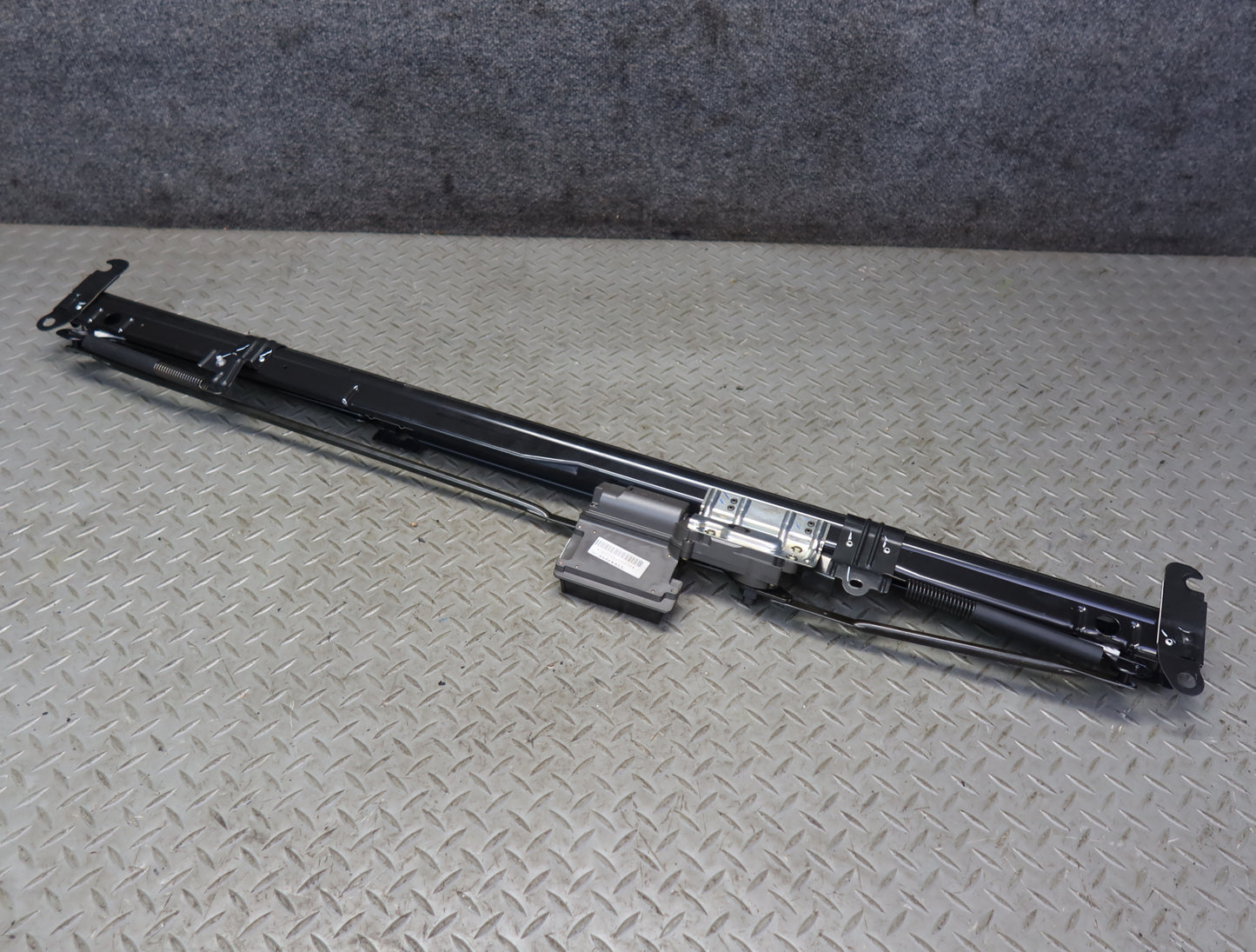 99-01 Toyota Crown JZS175 Rear Back Window Power Sun Shade Glass Cover Blind OEM