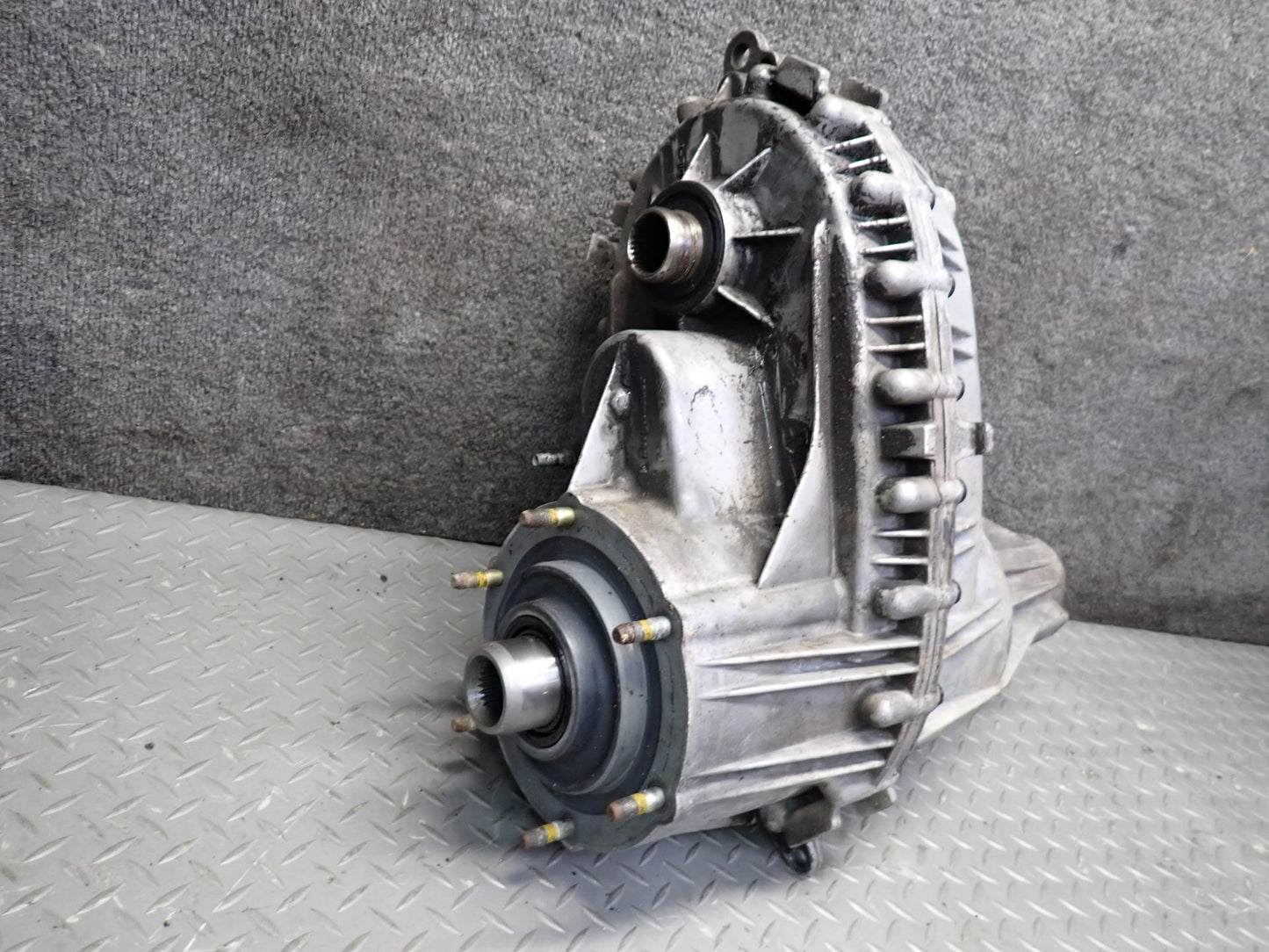 2003-2007 Hummer H2 AWD Automatic Transmission Transfer Case Box Assembly