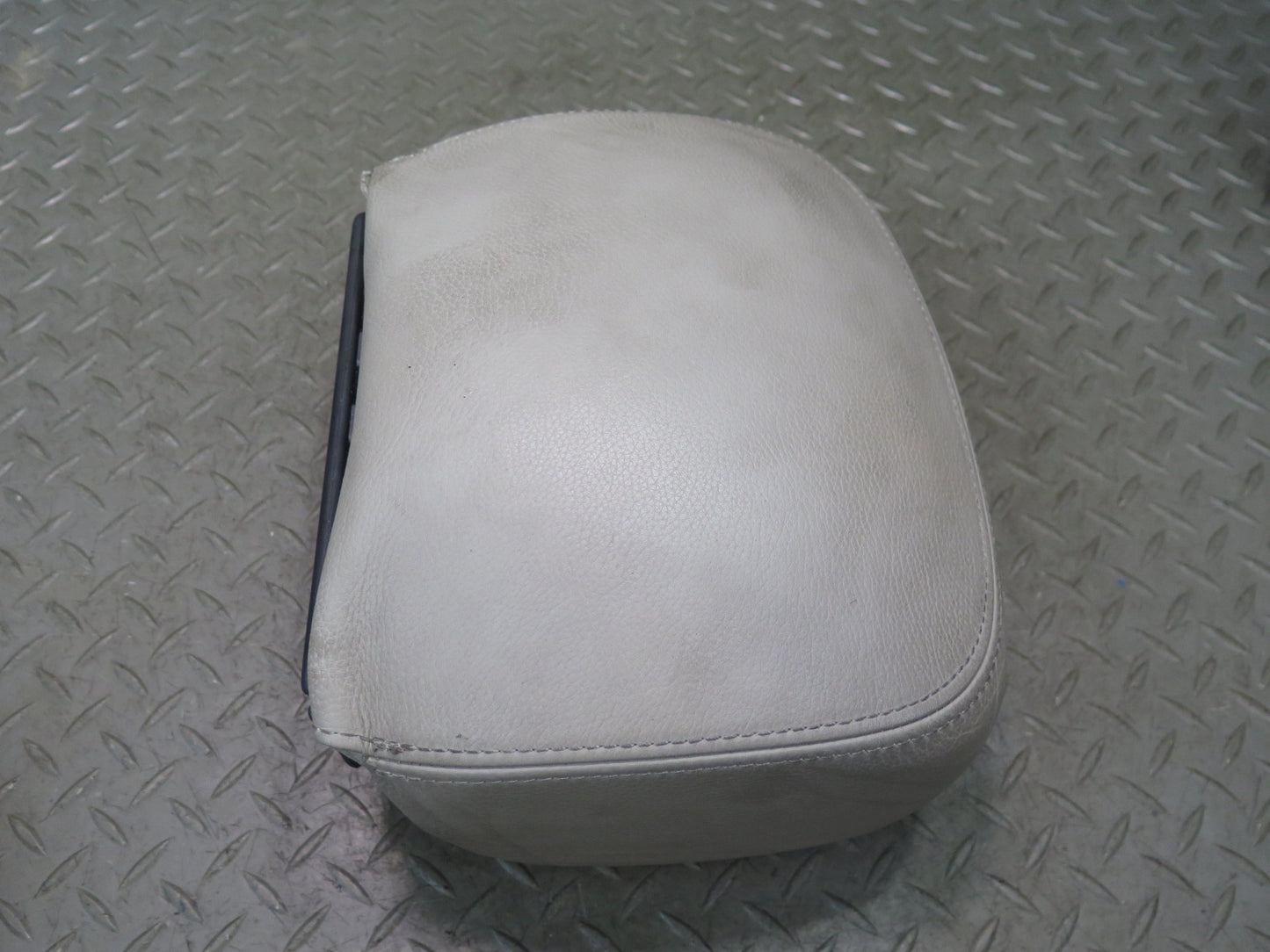 2006-2008 BMW E64 M6 Convertible Front Seat Leather Headrest Set of 2