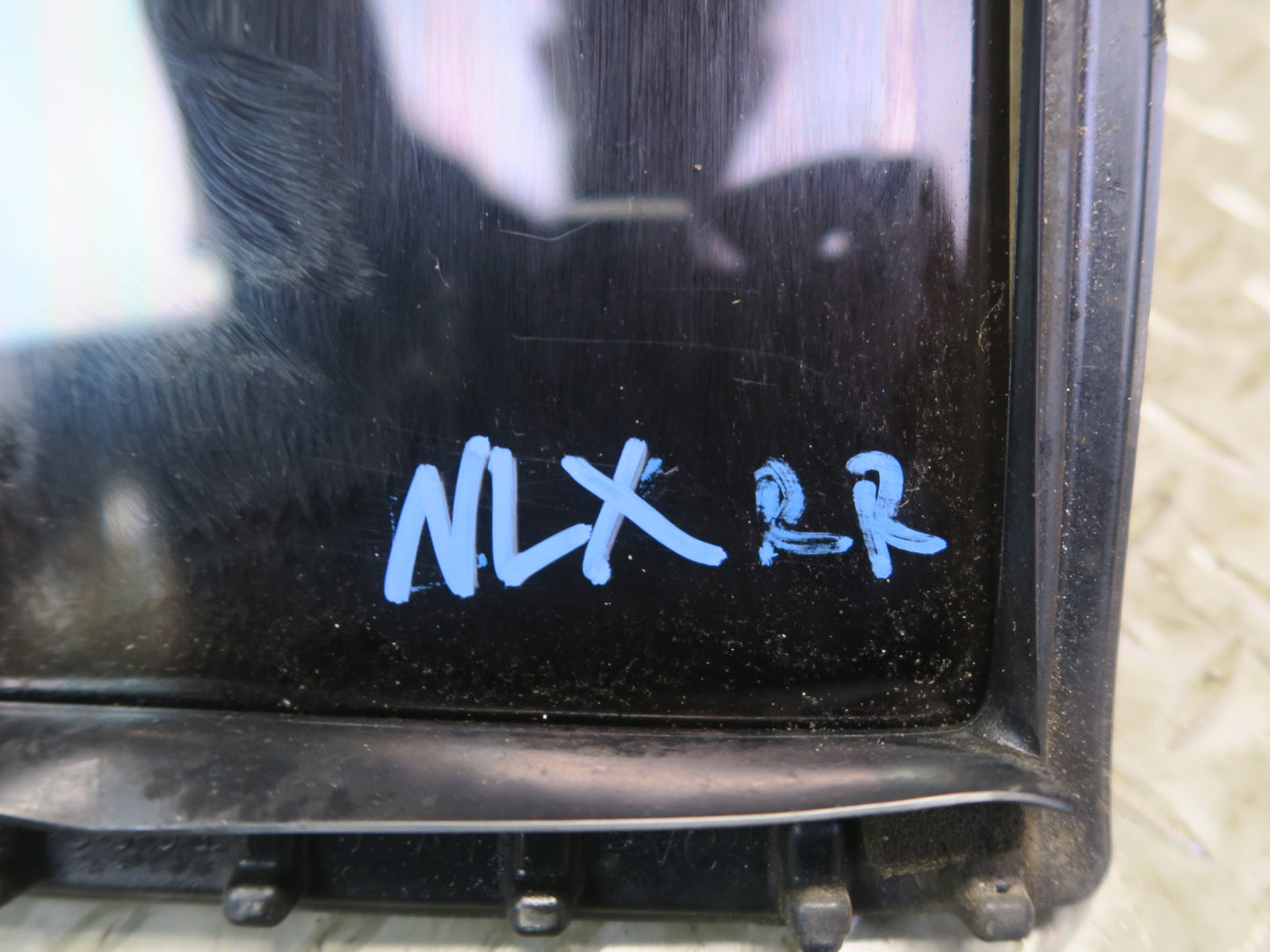 1996-1997 Lexus FZJ80L LX450 Rear Right Door Vent Fixed Glass Window