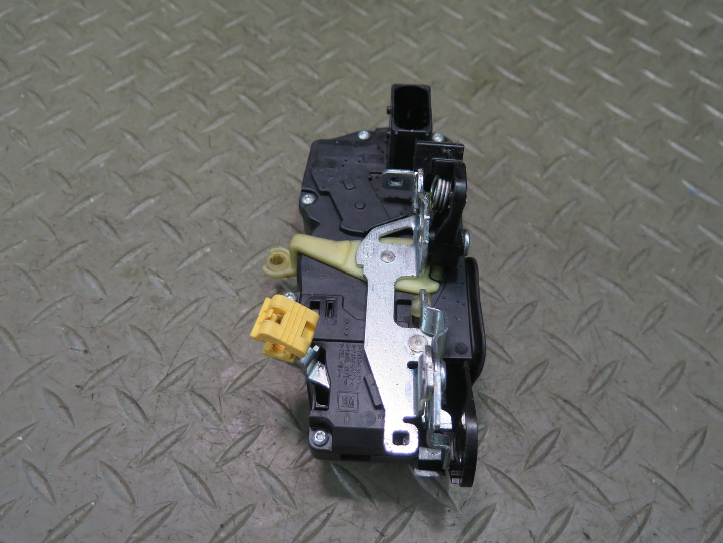 2003-2007 Hummer H2 Front Right Door Lock Latch Actuator