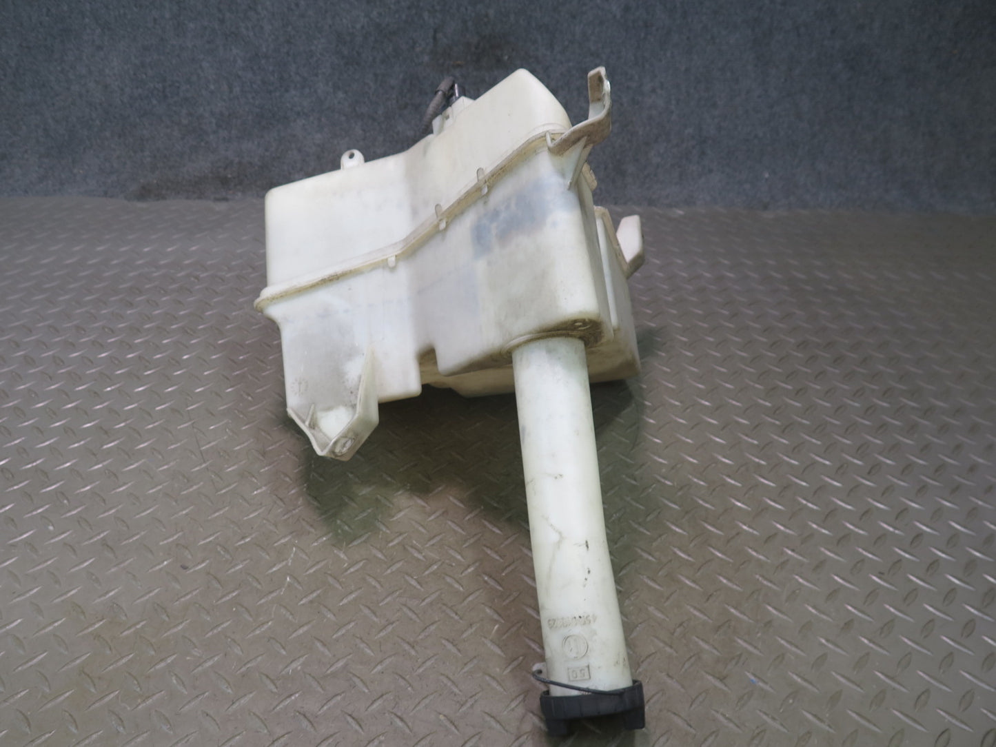 02-05 Ford Thunderbird Windshield Washer Fluid Reservoir Tank w Pump OEM
