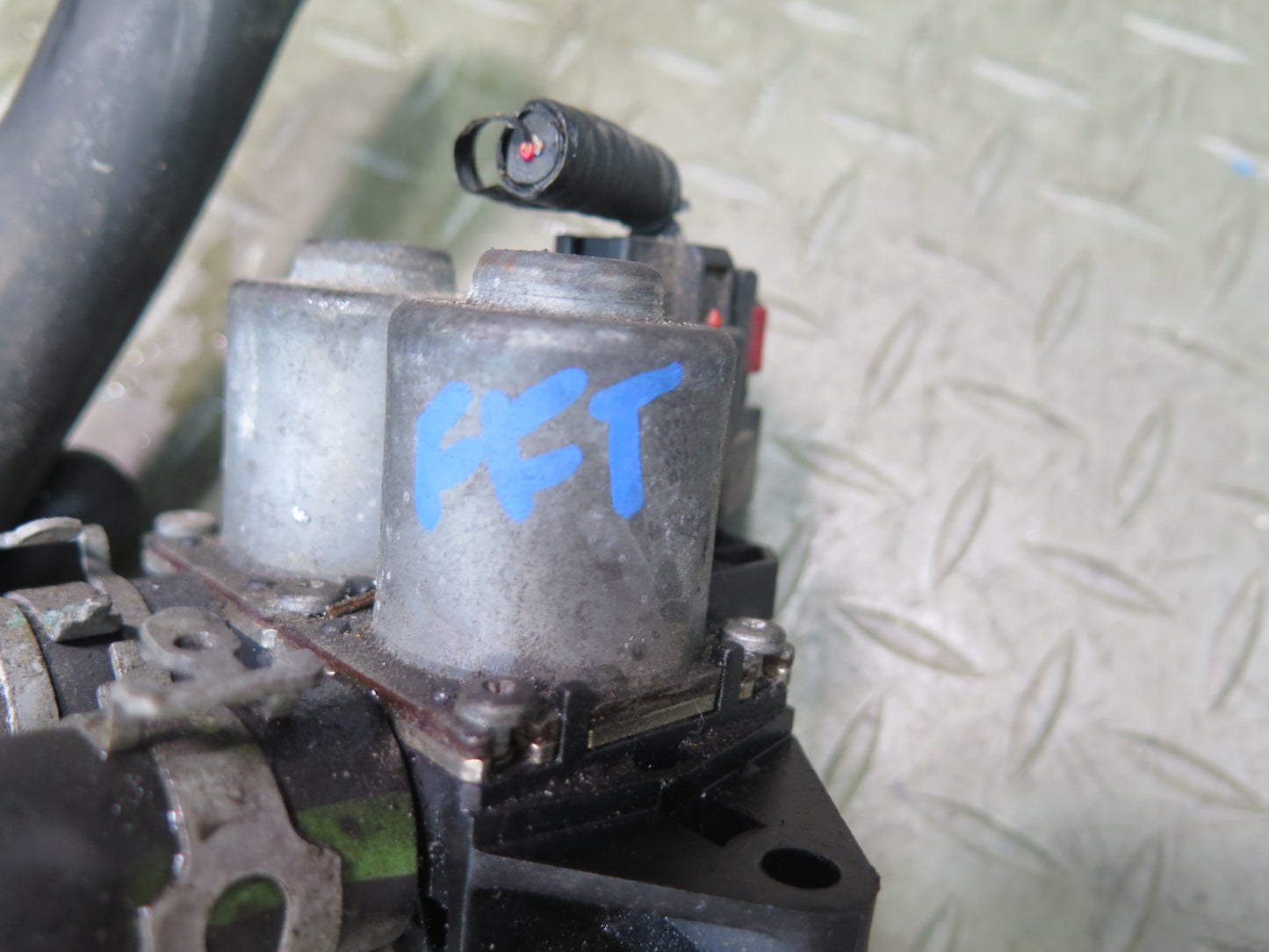 02-05 Ford Thunderbird Hvac Heater Control Valve OEM