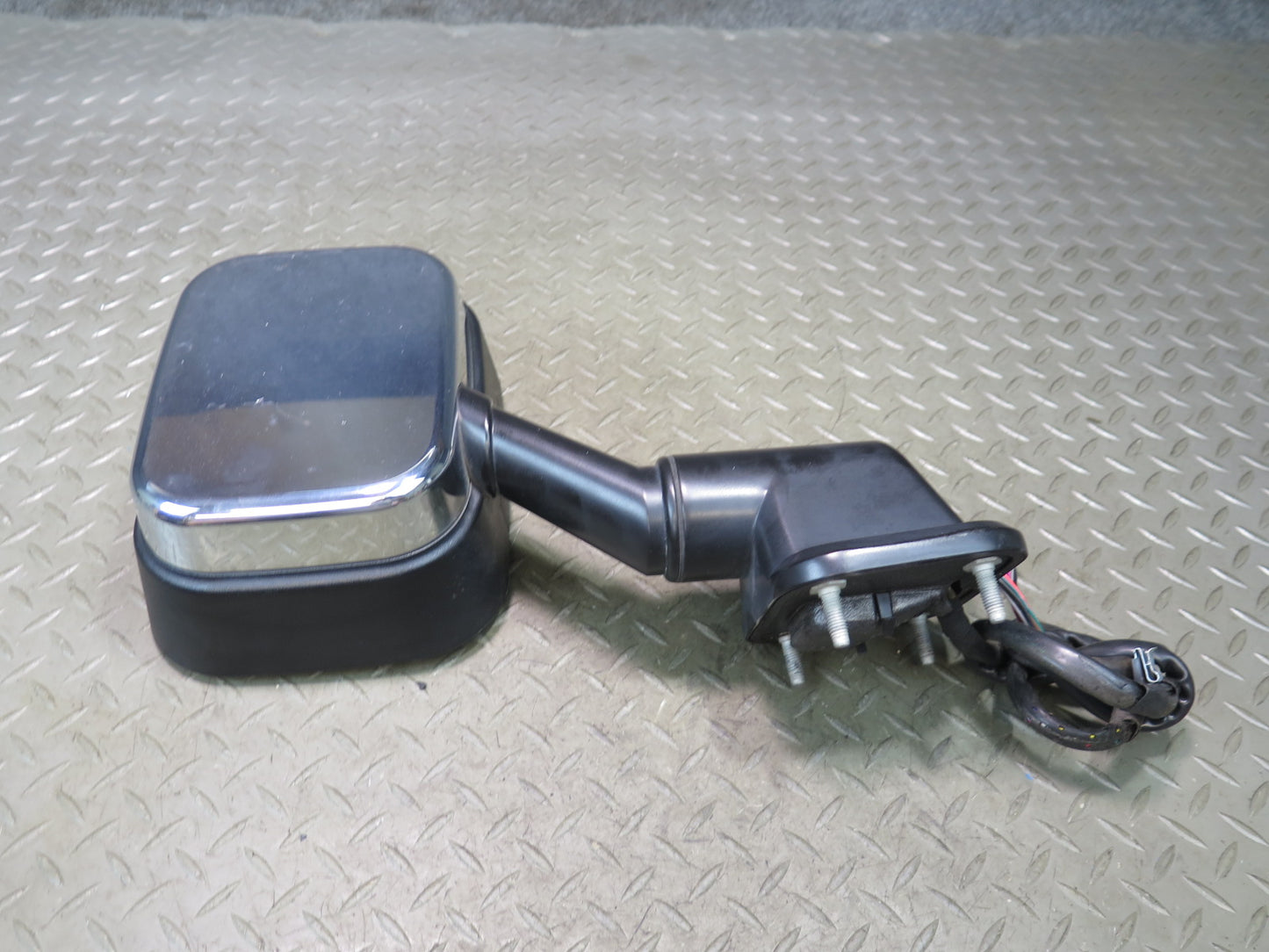 2003-2005 Hummer H2 Left Door Exterior Heated Side View Mirror