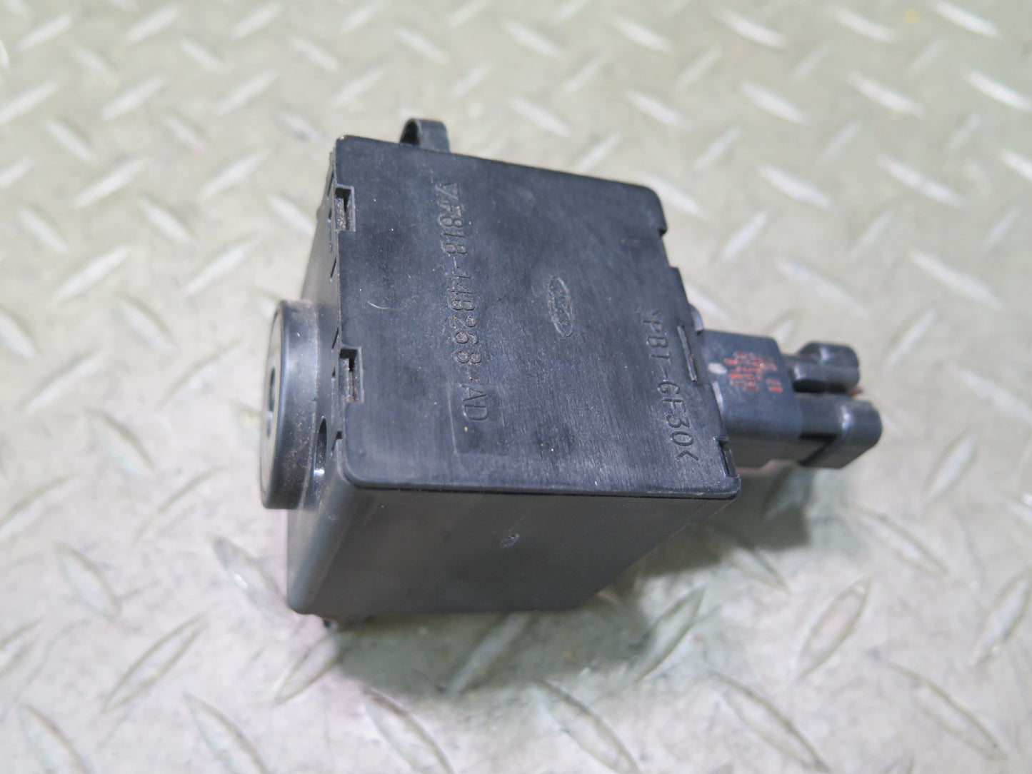 02-05 Ford Thunderbird Ignition Switch Door Trunk Lock Cylinder KEY Set OEM