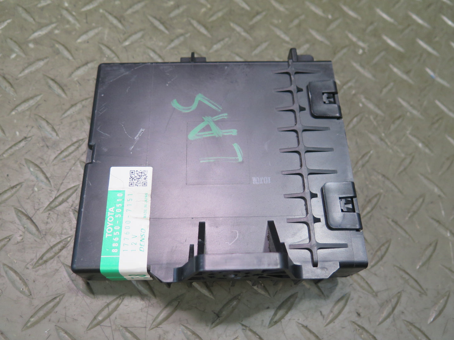 07-09 Lexus UVF46L LS600h LS460 Temperature Control Module 88650-50510 OEM