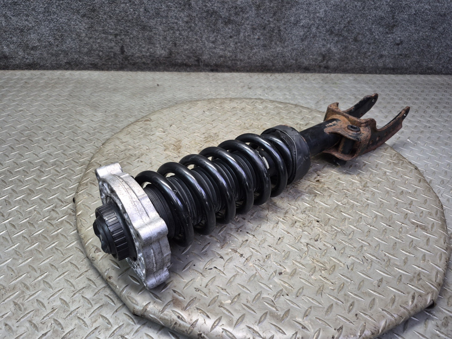 07-15 Audi 4L Q7 AWD Set of 2 Front Left & Right Strut Shock Absorber OEM