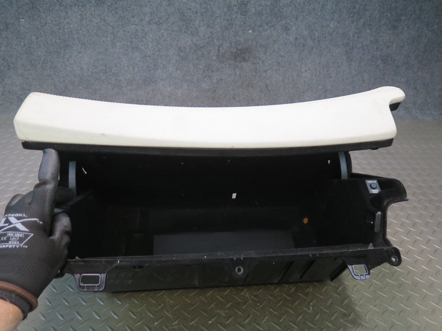 07-09 Lexus UVF46L LS600h LS460 Dash Right Glove Box Compartment Storage OEM