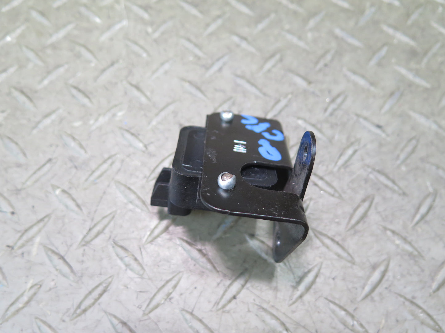 94-96 Chevrolet Corvette C4 Lateral Accelerometer Sensor 10210848 OEM
