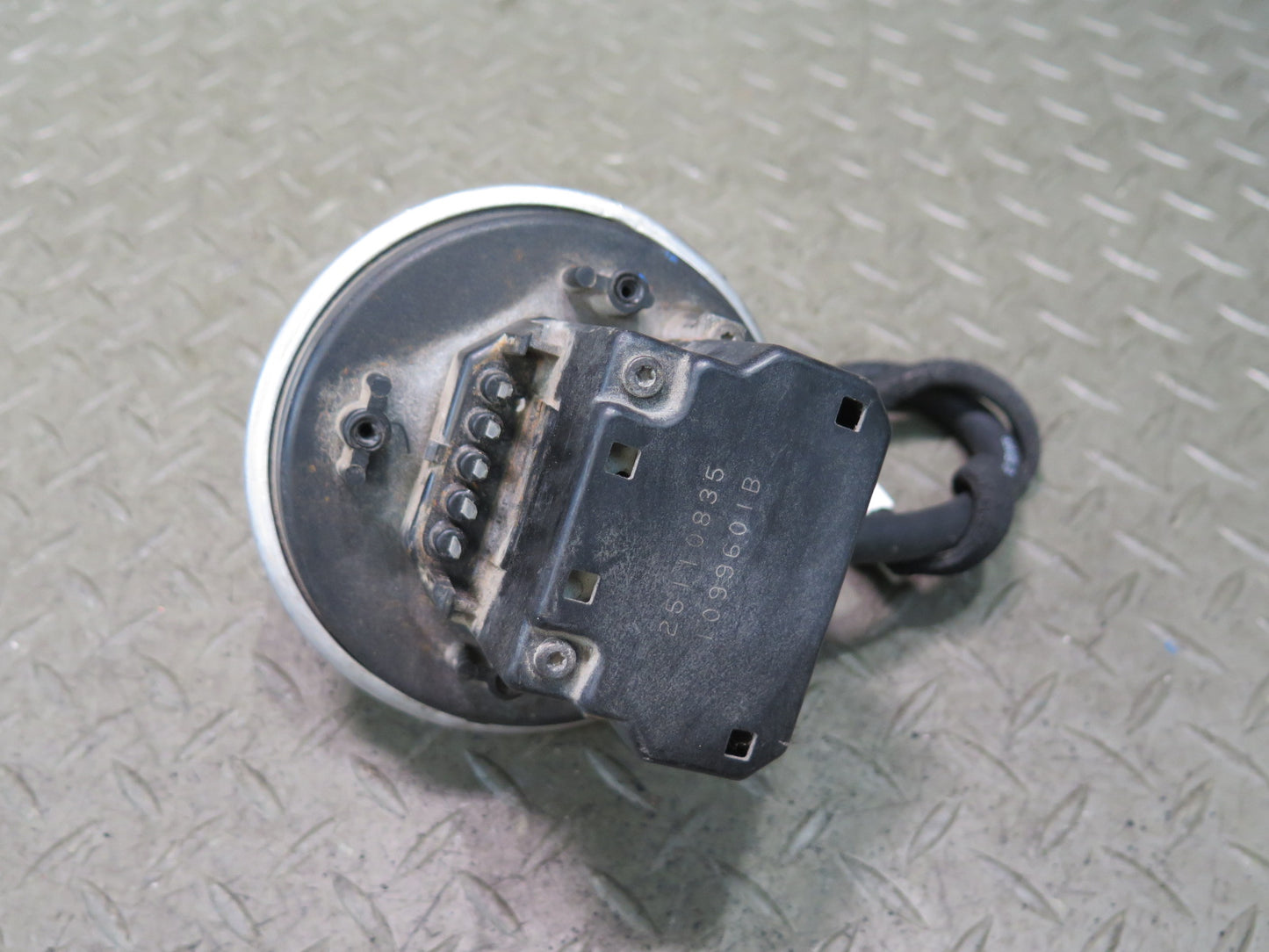 94-96 Chevrolet Corvette C4 Cruise Control Vacuum Servo Actuator 25110835 OEM