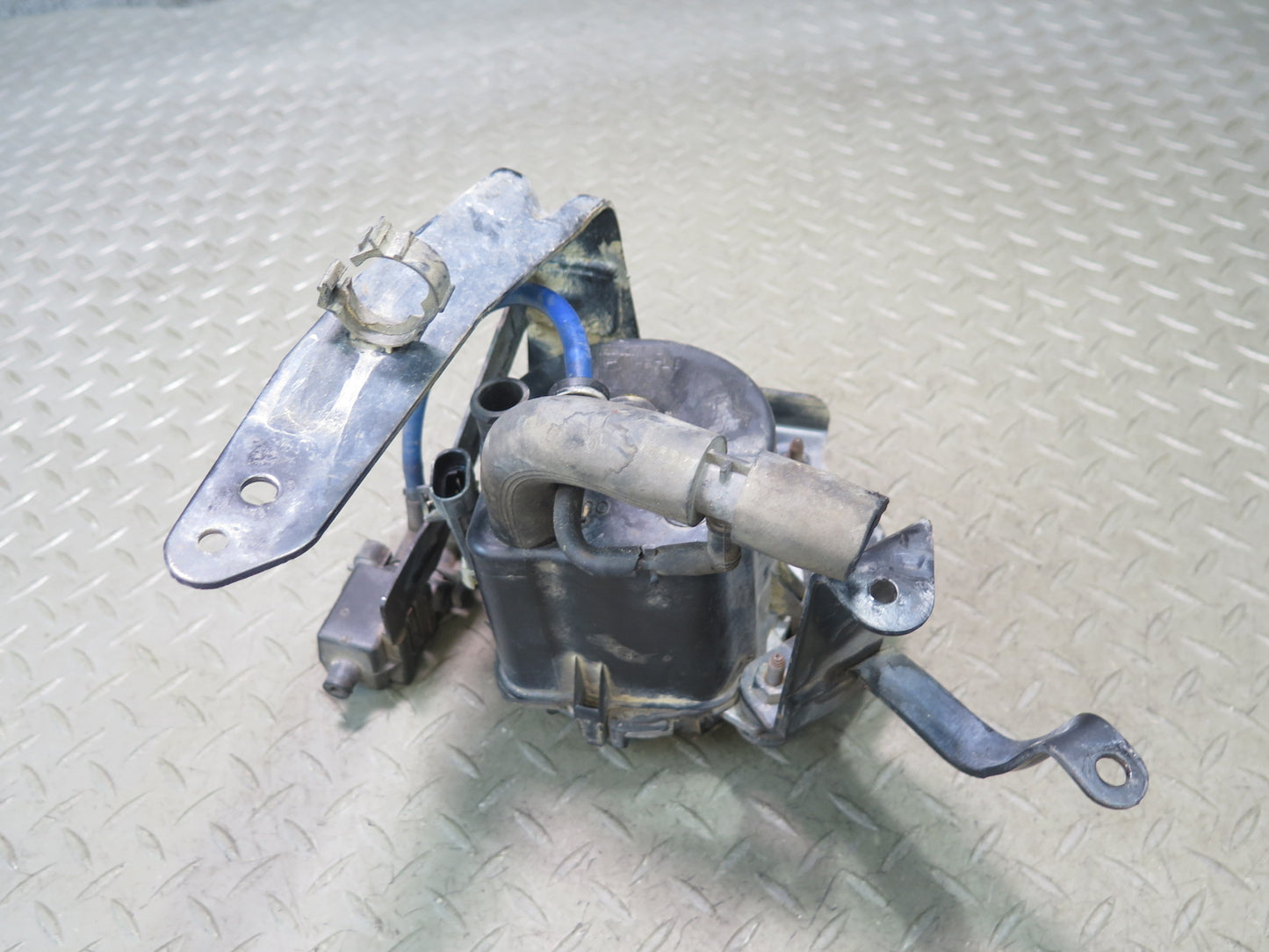 94-96 Chevrolet Corvette C4 Secondary Air Injection Smog Pump OEM