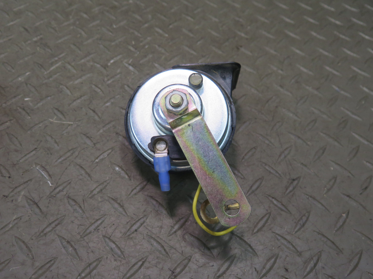 84-96 Chevrolet Corvette C4 Low Tone Note Pitch Horn Signal