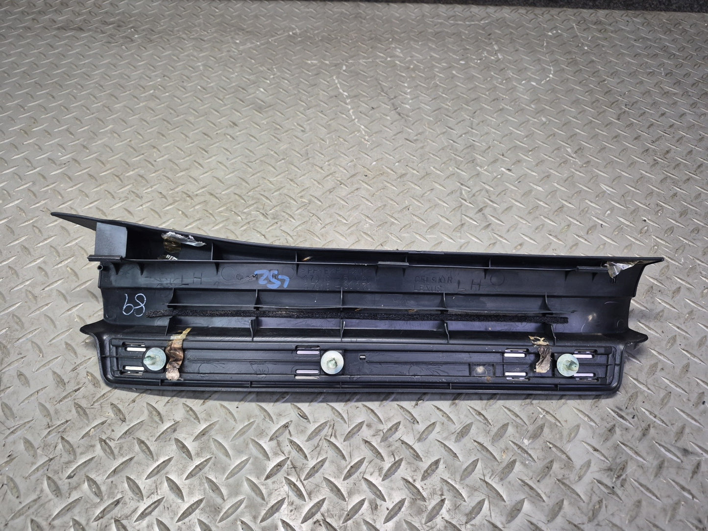 01-06 Lexus UCF30L LS430 Set of 2 Rear Door Scuff Sill Plate Trim Panel OEM