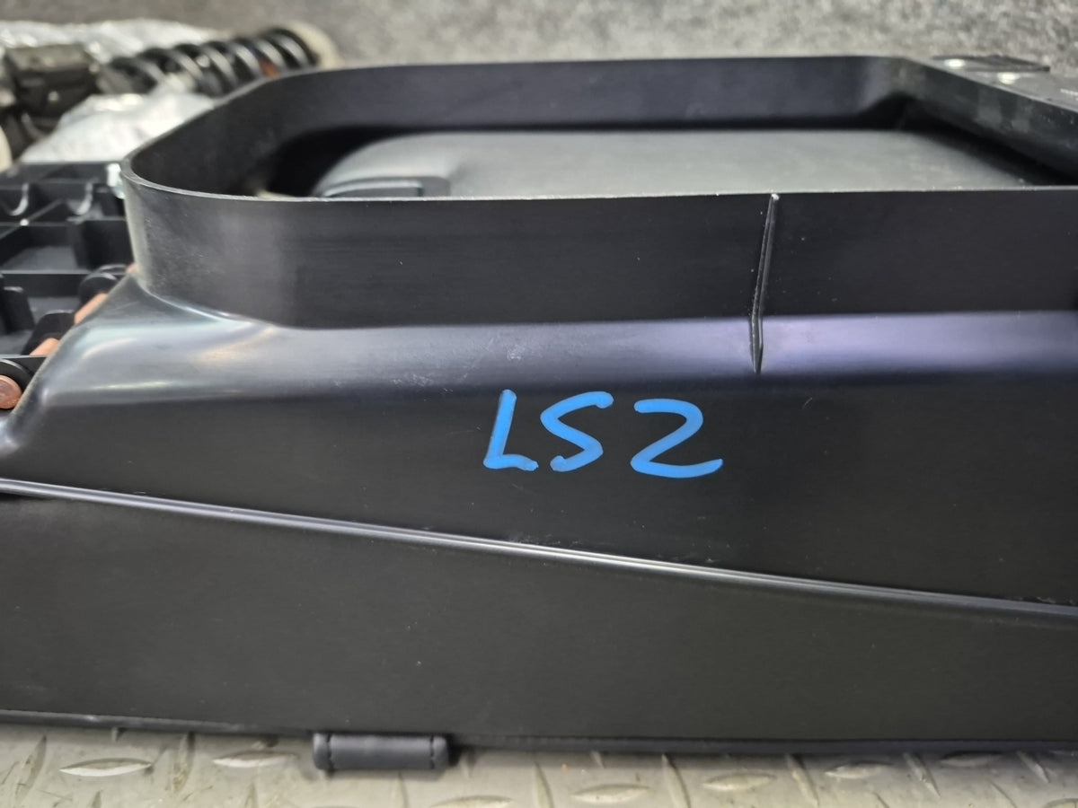 01-03 Lexus UCF30L LS430 Rear Seat Center Armrest w Audio AC Control Black OEM