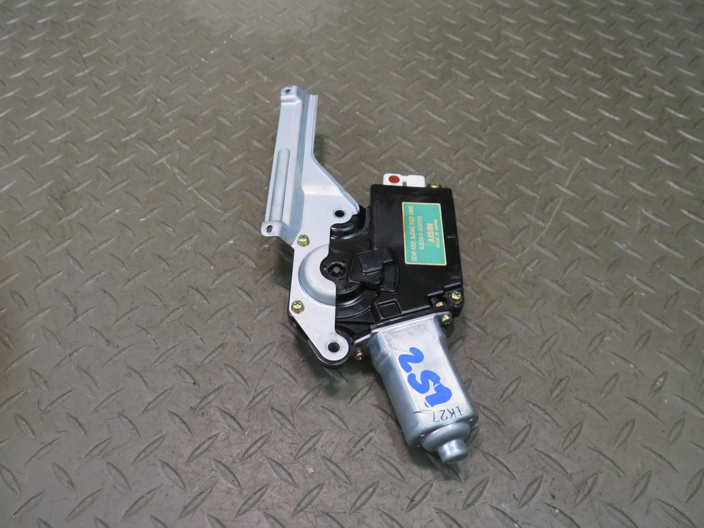 01-03 Lexus UCF30L LS430 Sunroof Motor Drive Unit 63260-50050 OEM