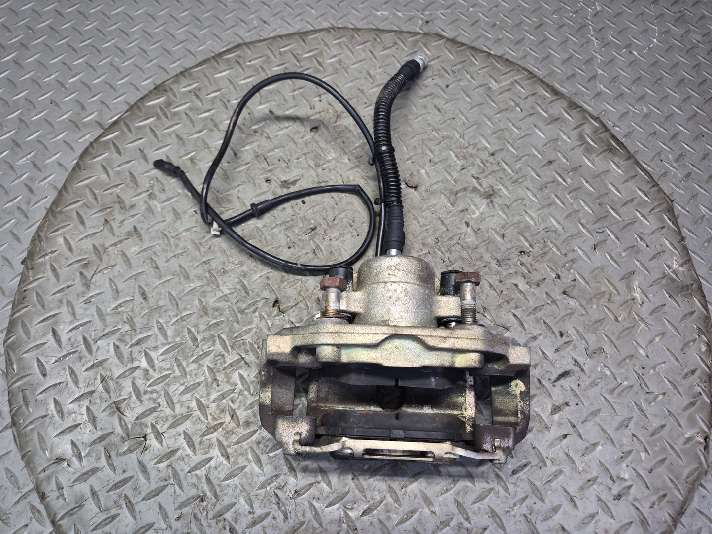 1984-1986 Porsche 928 S Front Left & Right Side Brake Caliper Set of 2