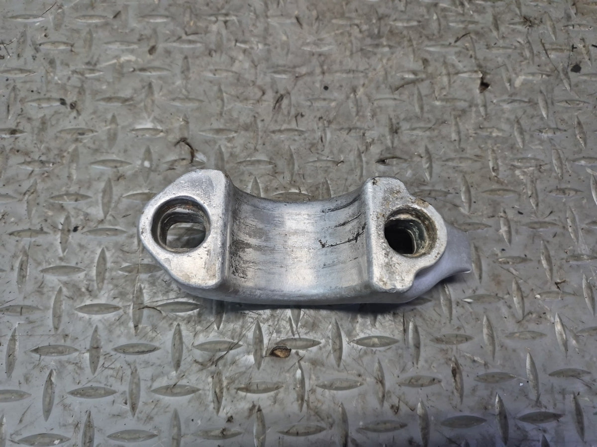 1984-1986 Porsche 928 S Front Left Upper & Lower Control Arm Bracket Set