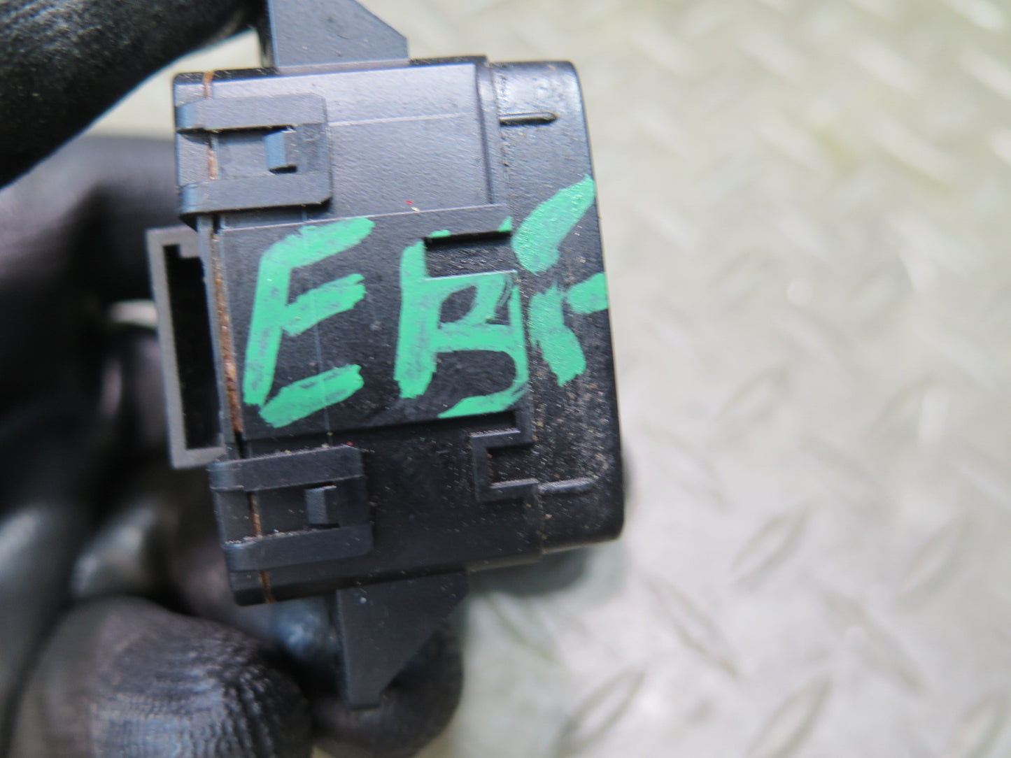 15-20 BMW F33 F83 M4 Convertible TOP Headrest Heater Switch 9388802