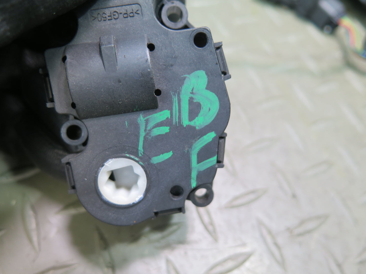 2015-2020 BMW F80 F82 F83 M3 M4 A/C Heater Flap Actuator Motor Wiring Set