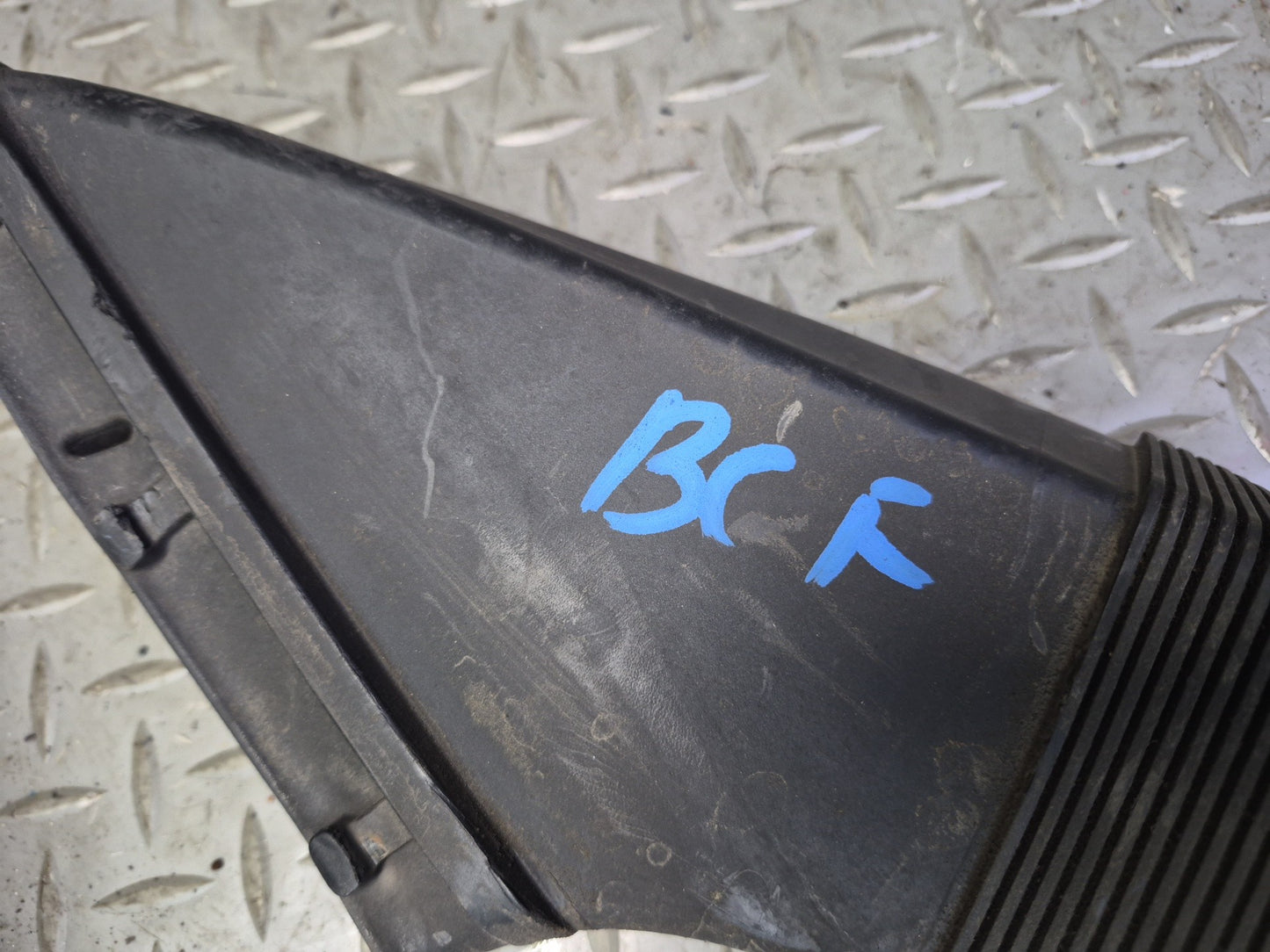 03-10 Bentley Continental GT Left & Right Air Intake Hose Pipe Line Set of 2