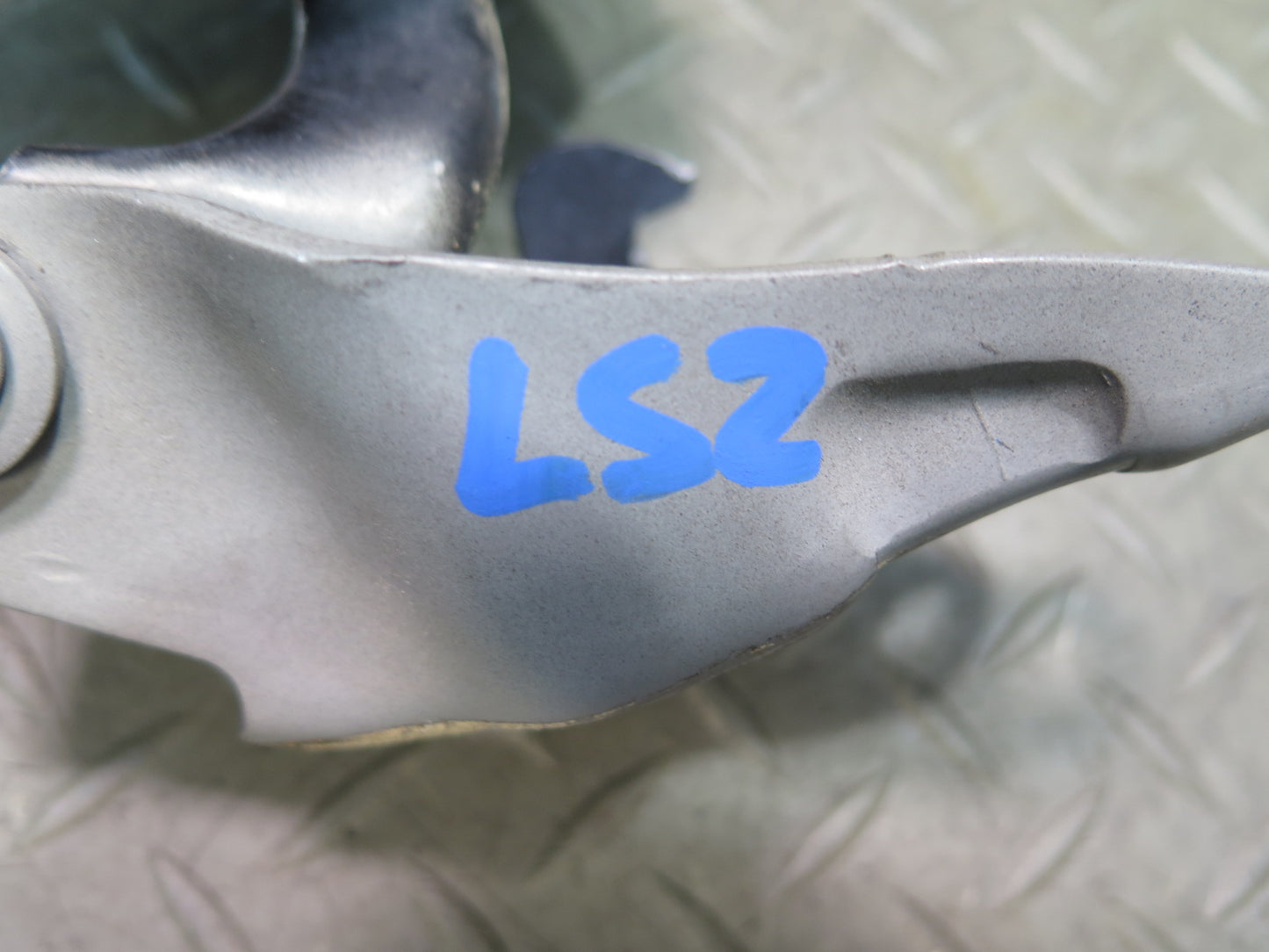 01-06 Lexus UCF30L LS430 Set of 2 Front Left & Right Hood Hinge Black OEM