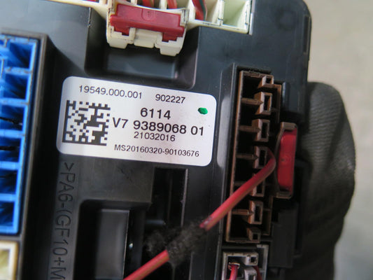 2015-2020 BMW F32 F33 F82 F83 M4 Front Power Distribution Fuse Relay Box 9389068