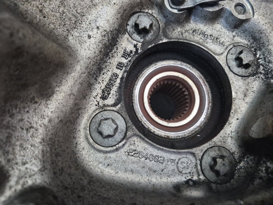 2015-2020 BMW F82 F83 M4 RWD Rear Right Spindle Knuckle Wheel Hub Bearing