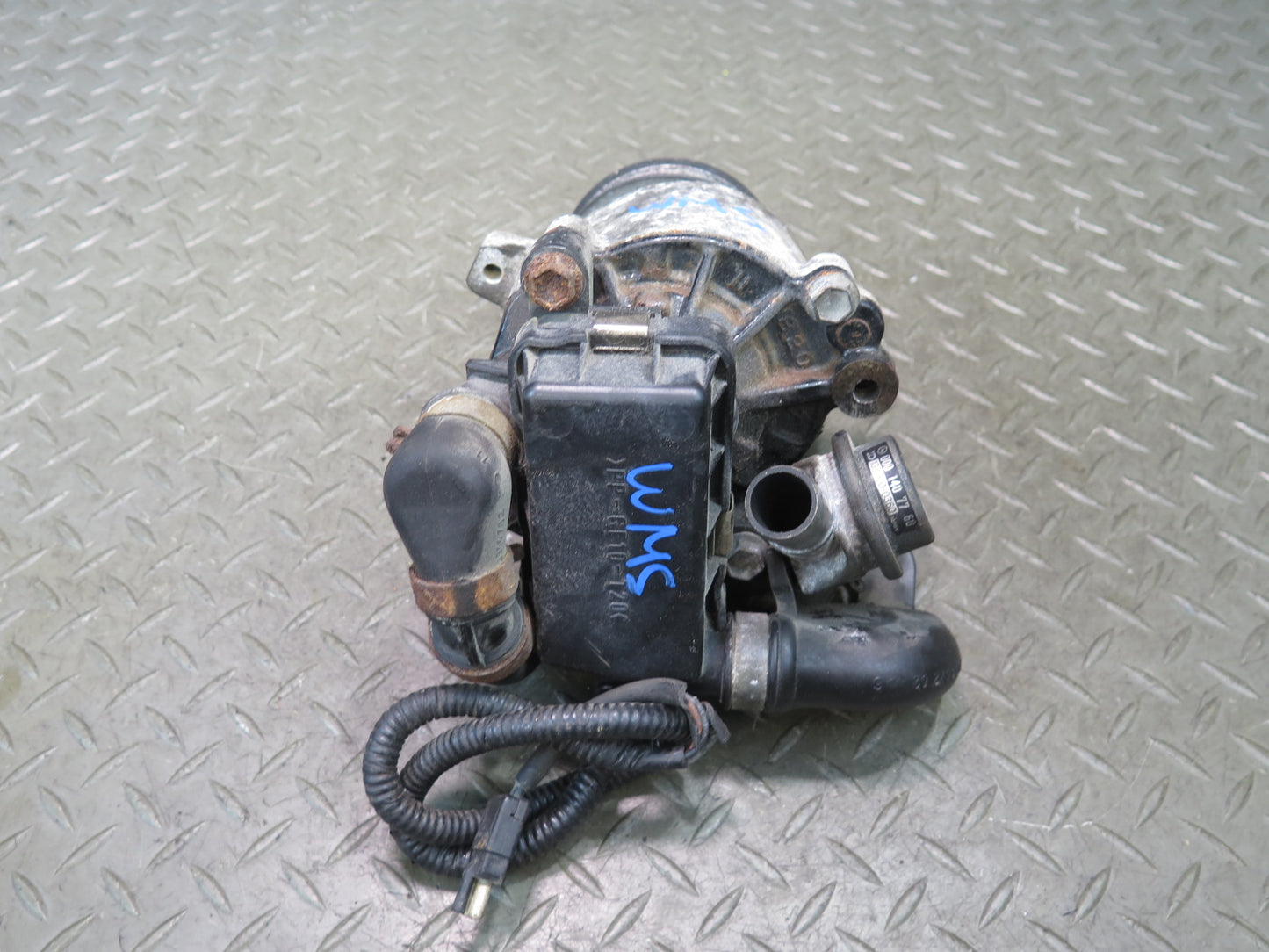 94-95 Mercedes W140 S500 5.0L Air Injection Smog Pump 0001403485 OEM